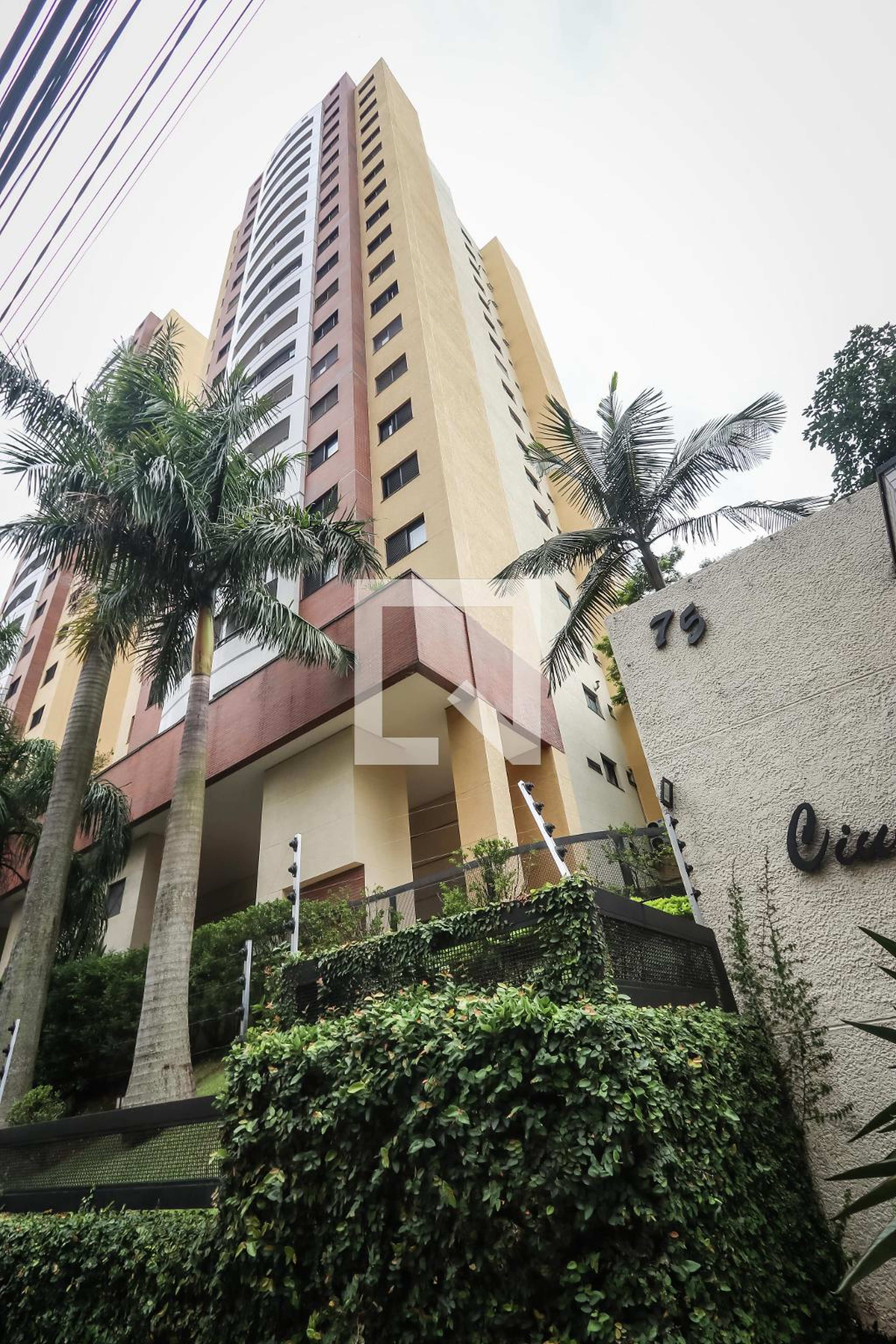 Predio Condomínio Ciudad Real