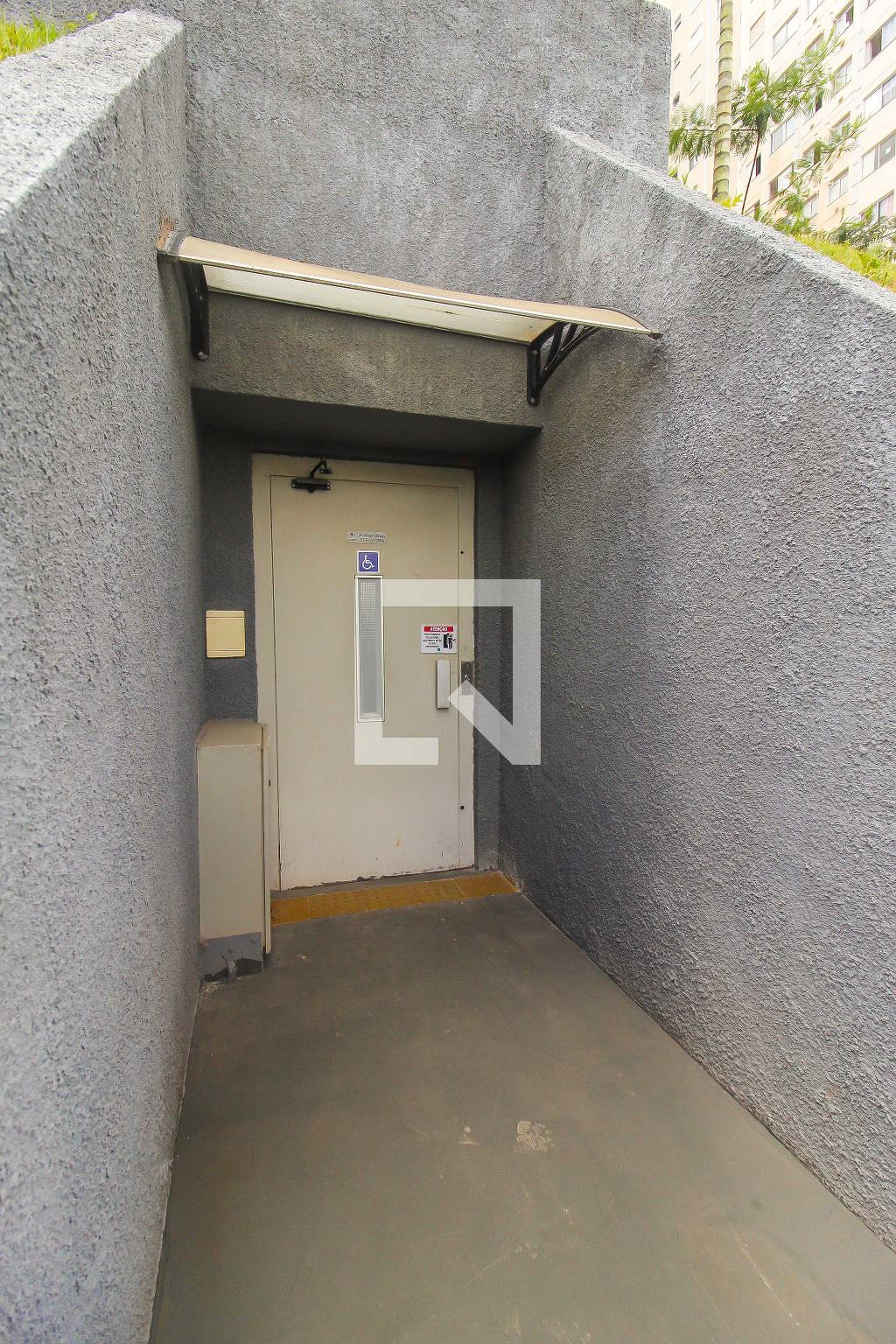 Elevador - Spazio Saint Gregory