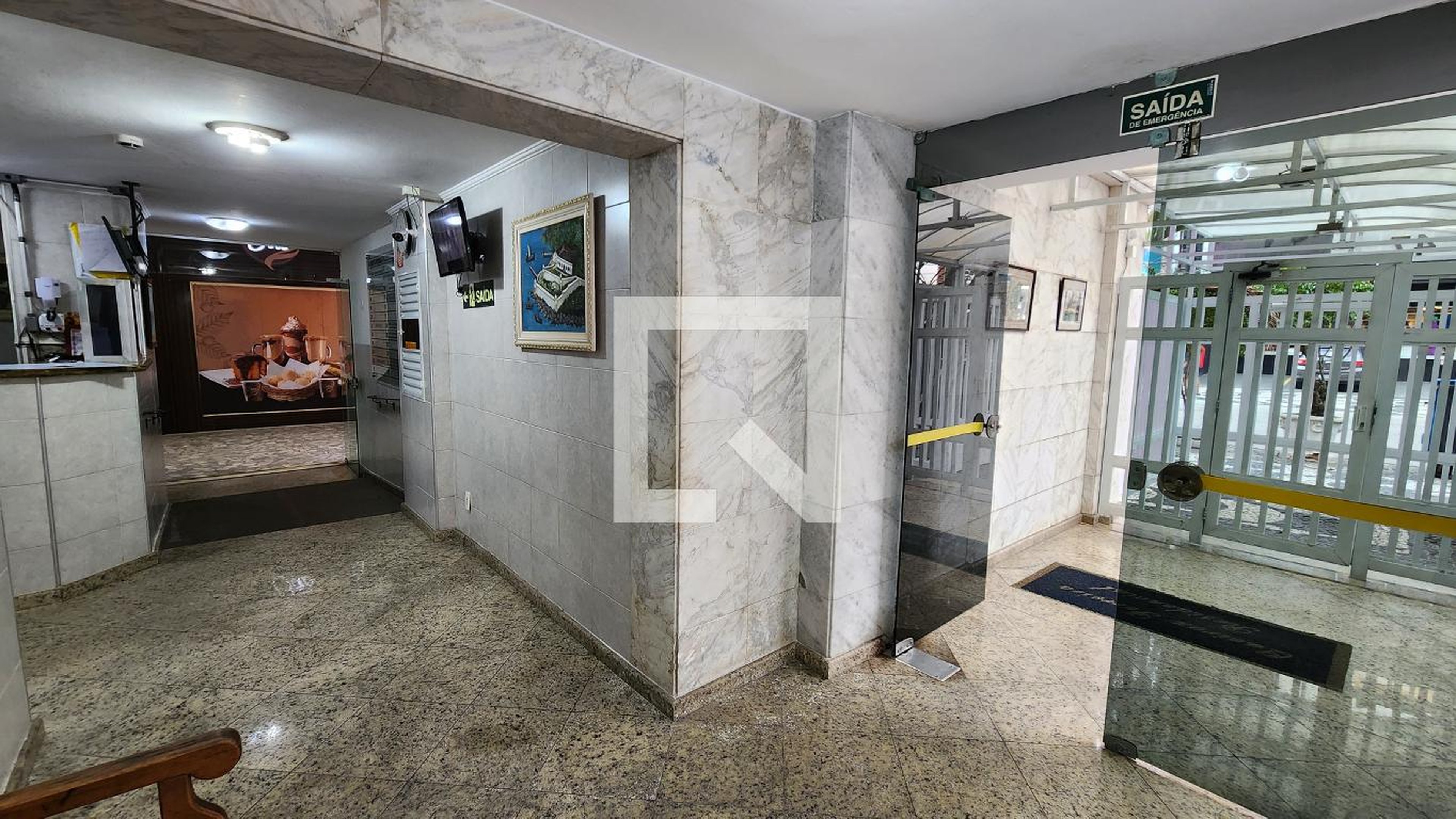 Hall de entrada - Edifício Queiroz Ferreira