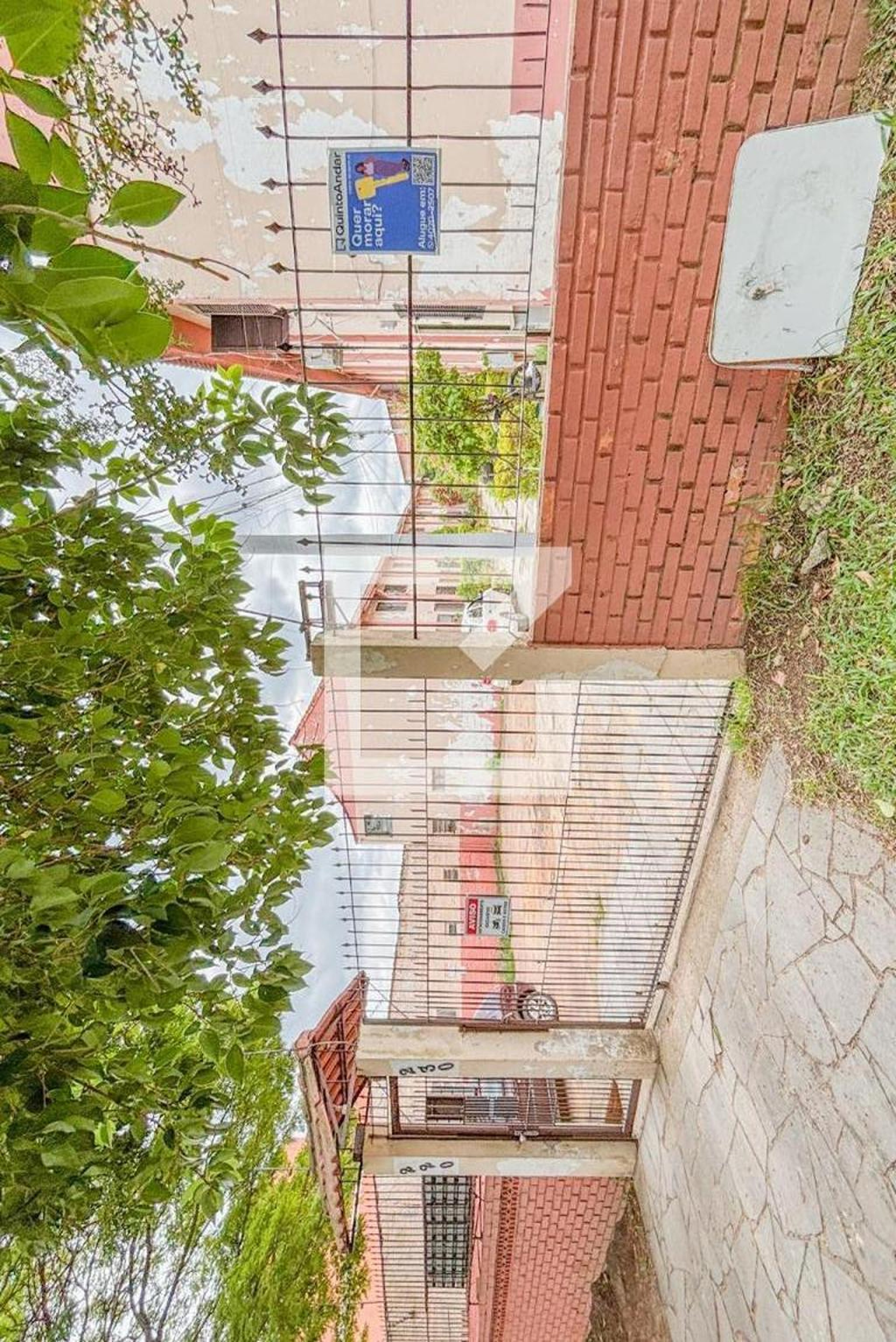 Fachada Condomínio em Rua Santa Maria, 230