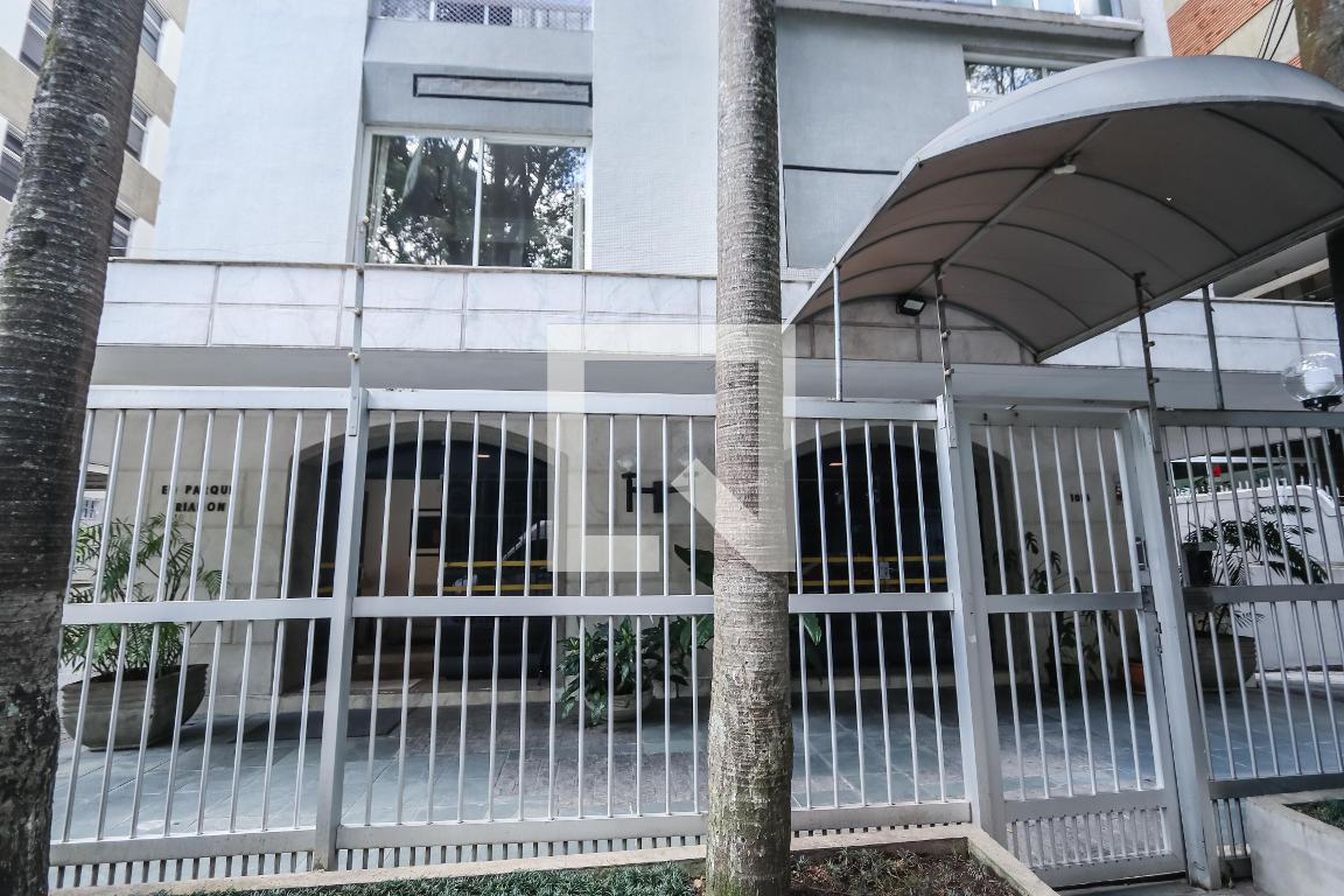 Fachada do Prédio Condomínio Parque Trianon