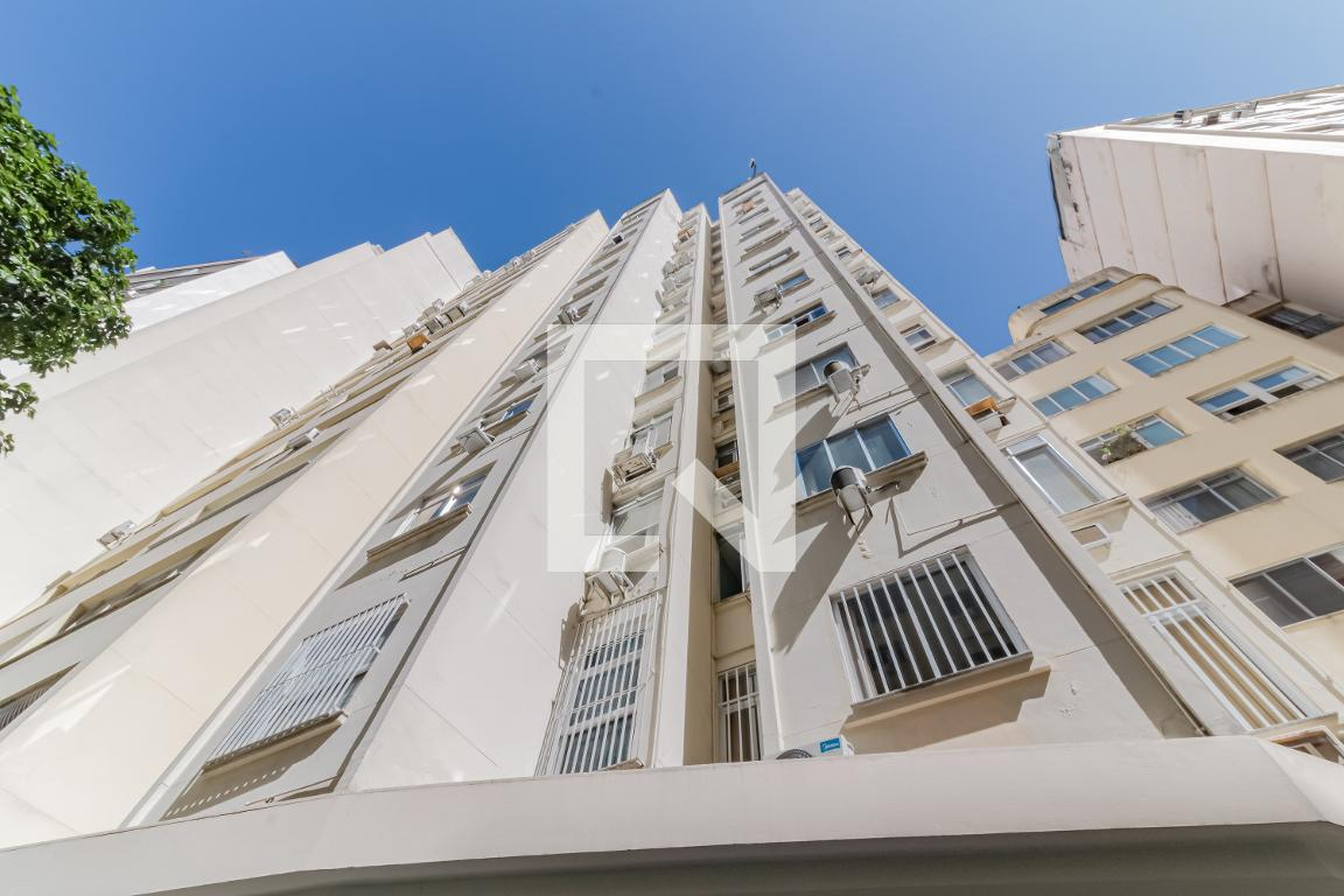 Fachada do Prédio Edificio Carmagil