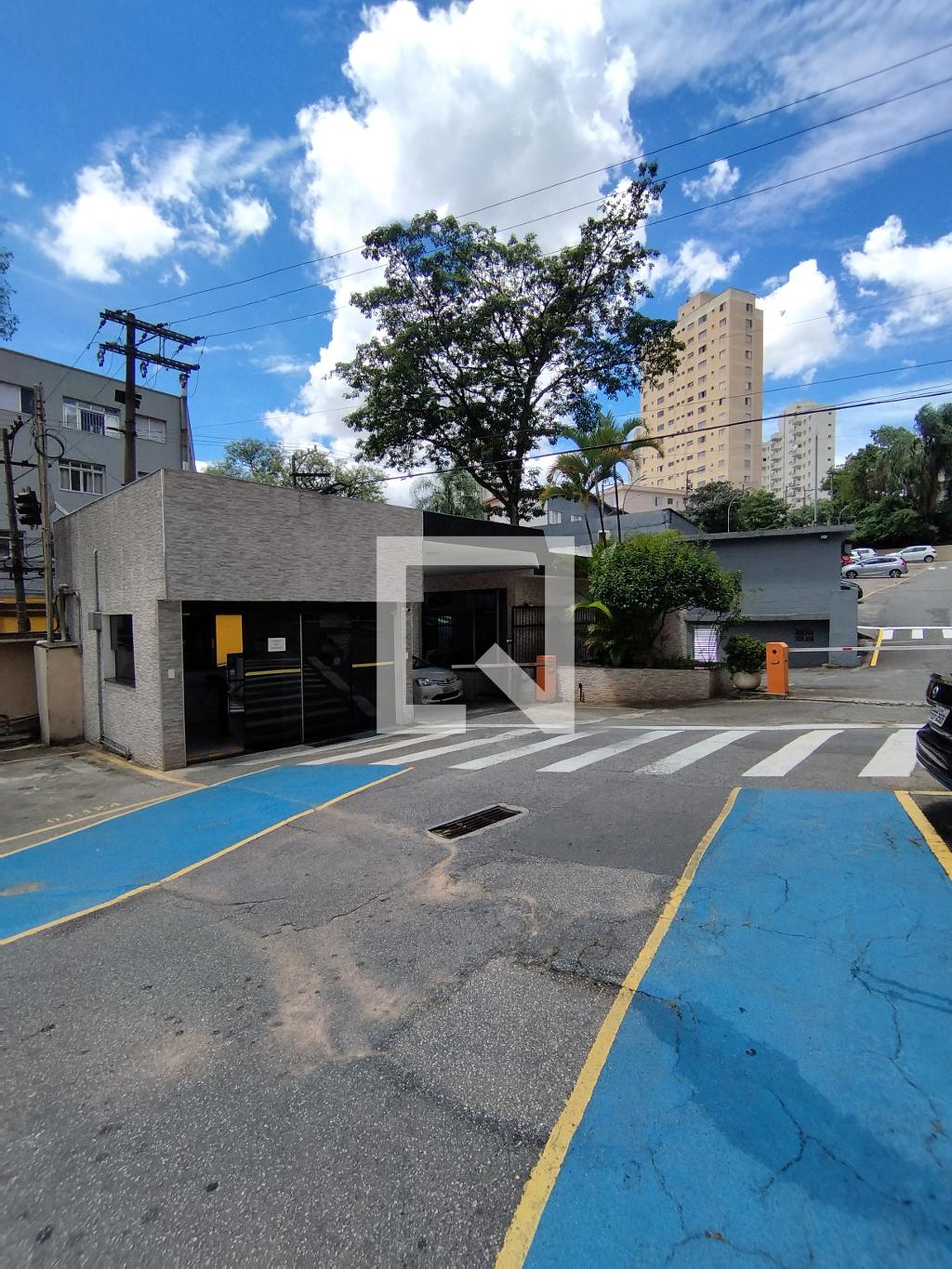 Fachada do Condomínio Condomínio Marques de Lages