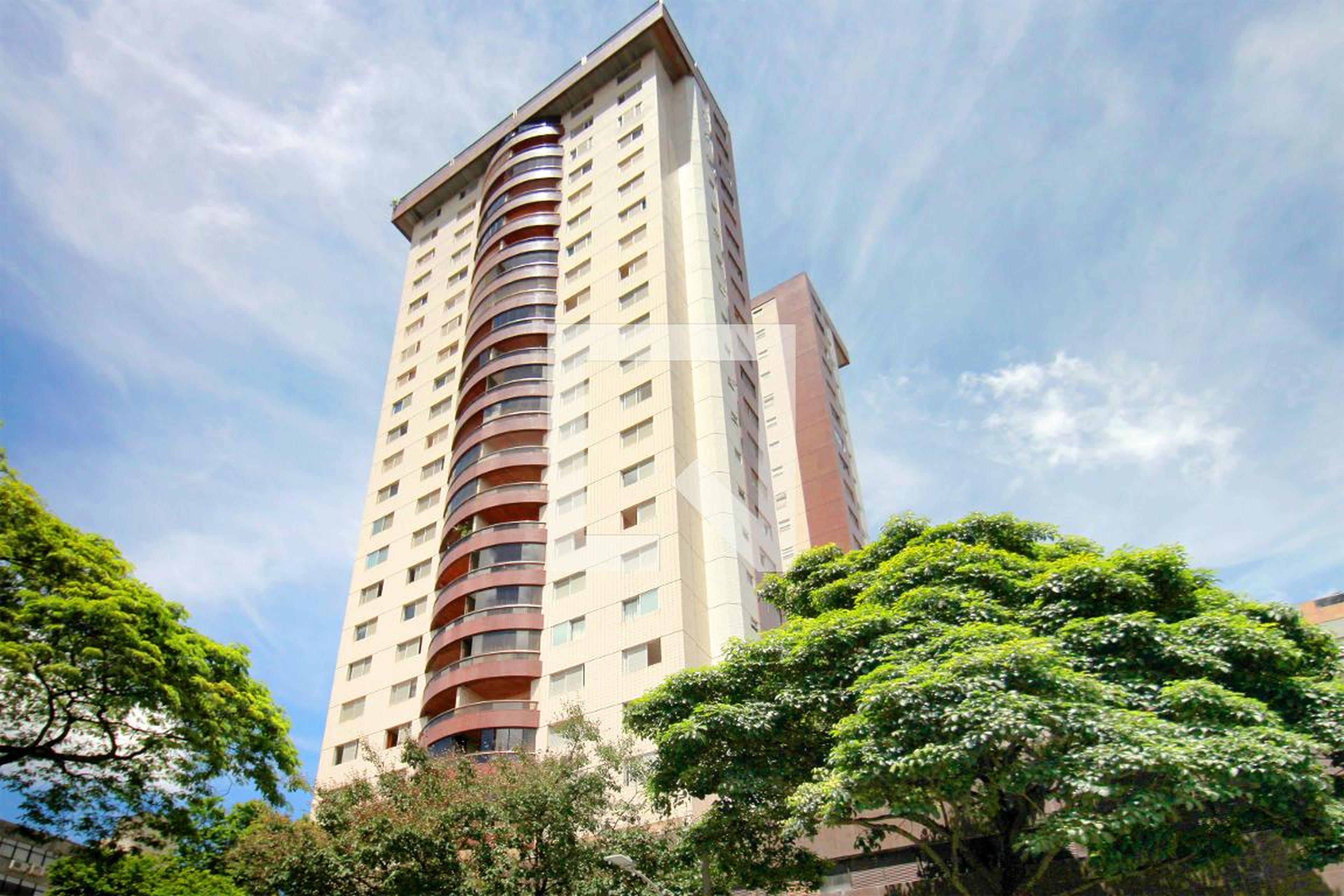 Fachada Condomínio Yvonne Coulaud