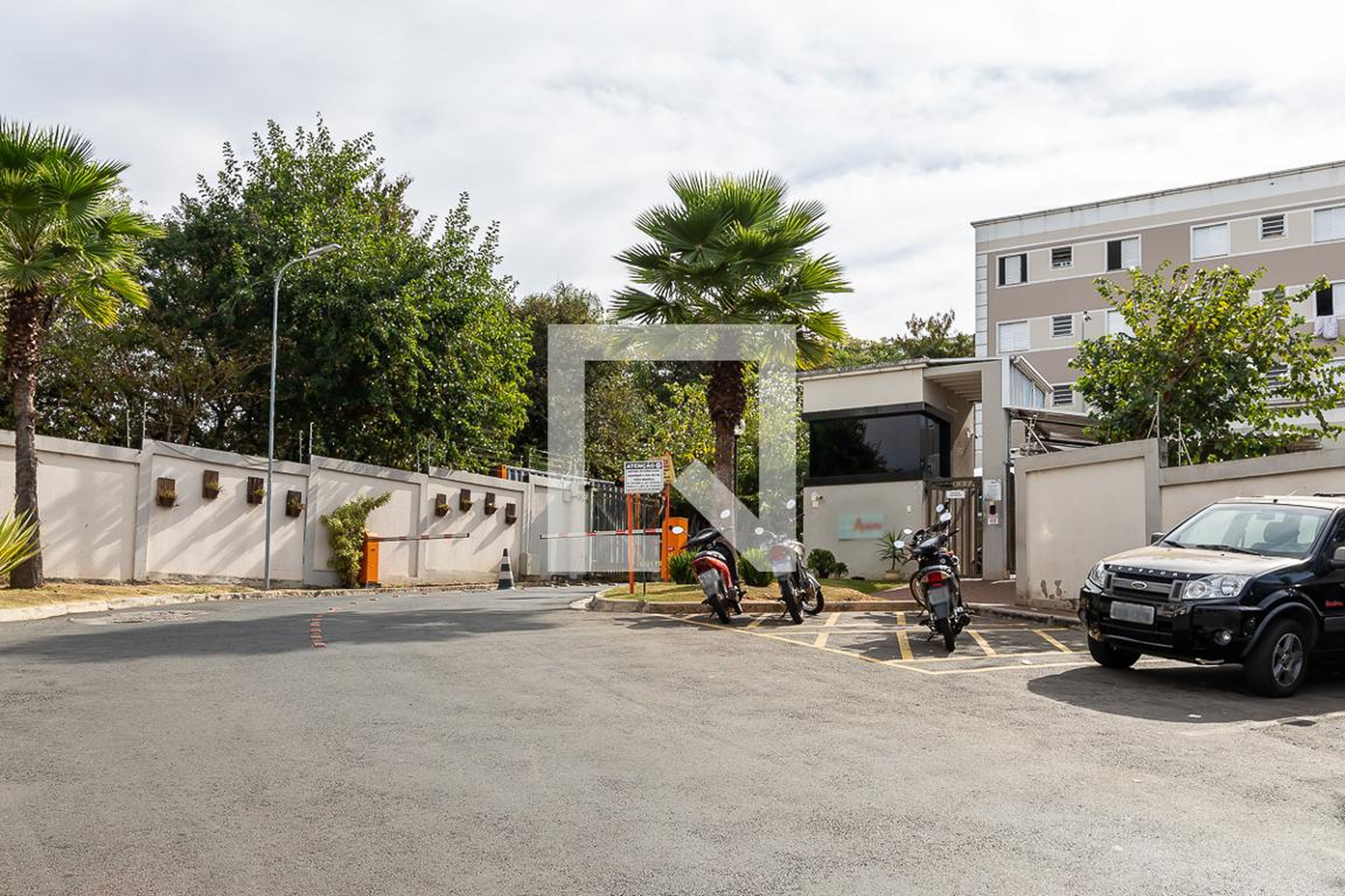 Fachada do condomínio Residencial Parque Alabama