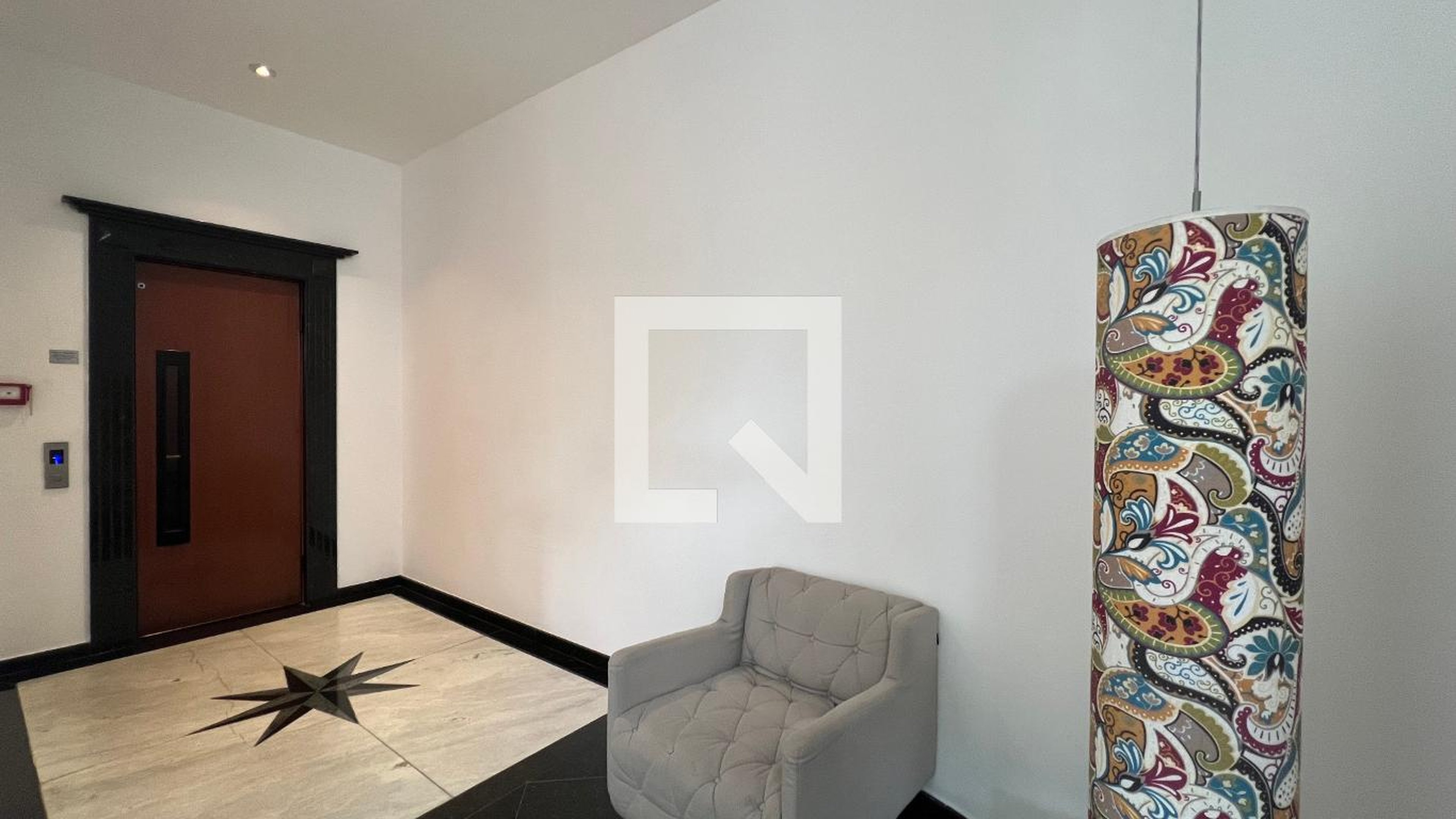 Hall de entrada - Dante Alighieri