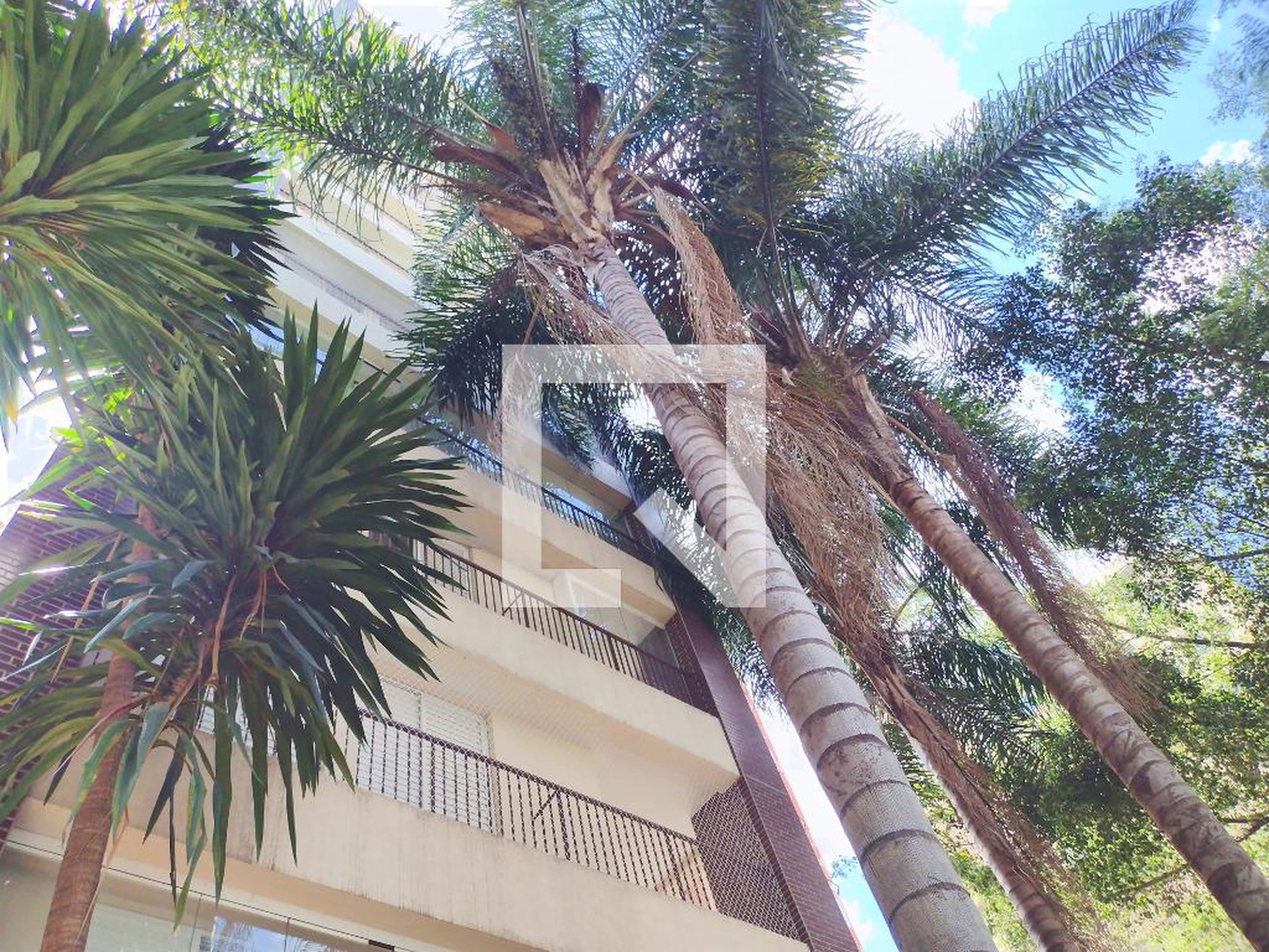 Fachada Condomínio Leonardo Bernstein