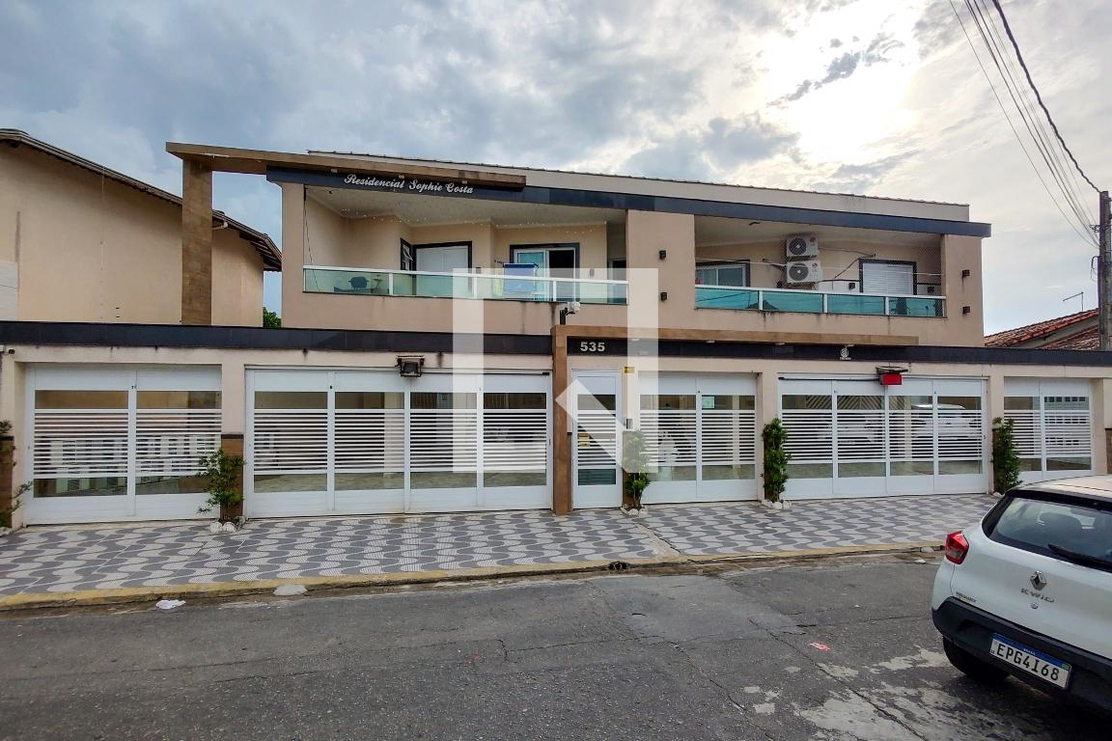 Fachada Condomínio em Rua São Cristóvão, 535