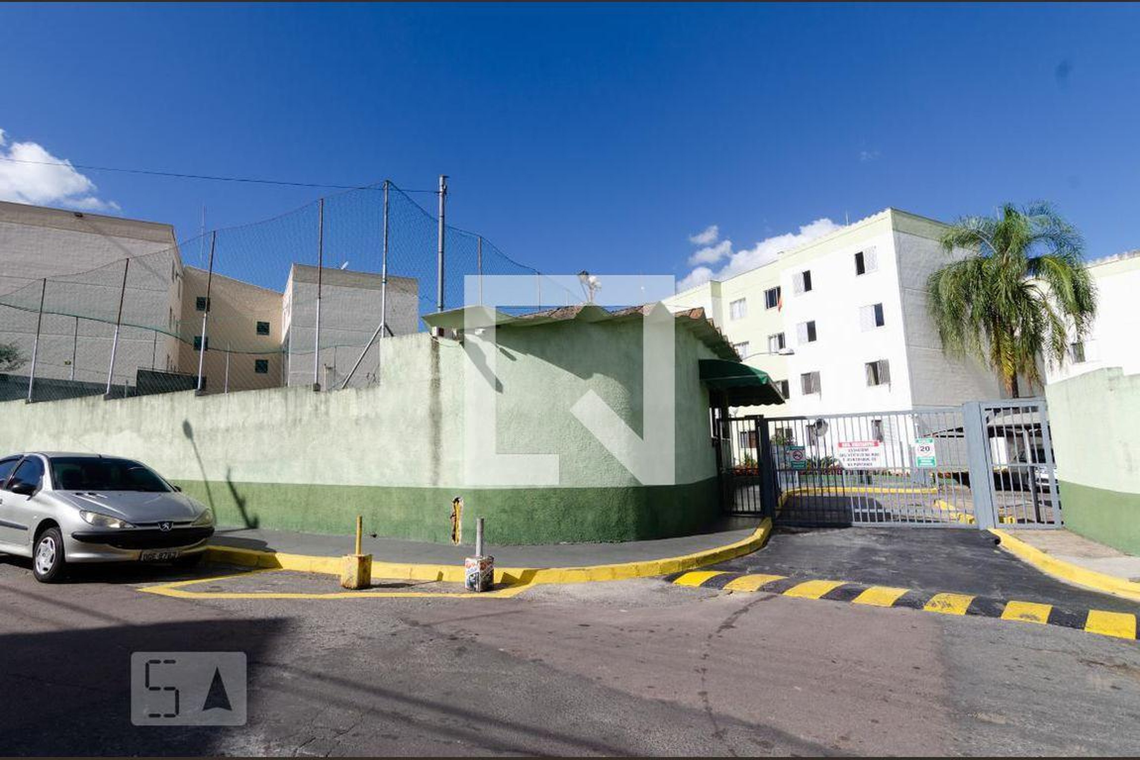 Fachada do Condomínio Condomínio Souza Queiroz