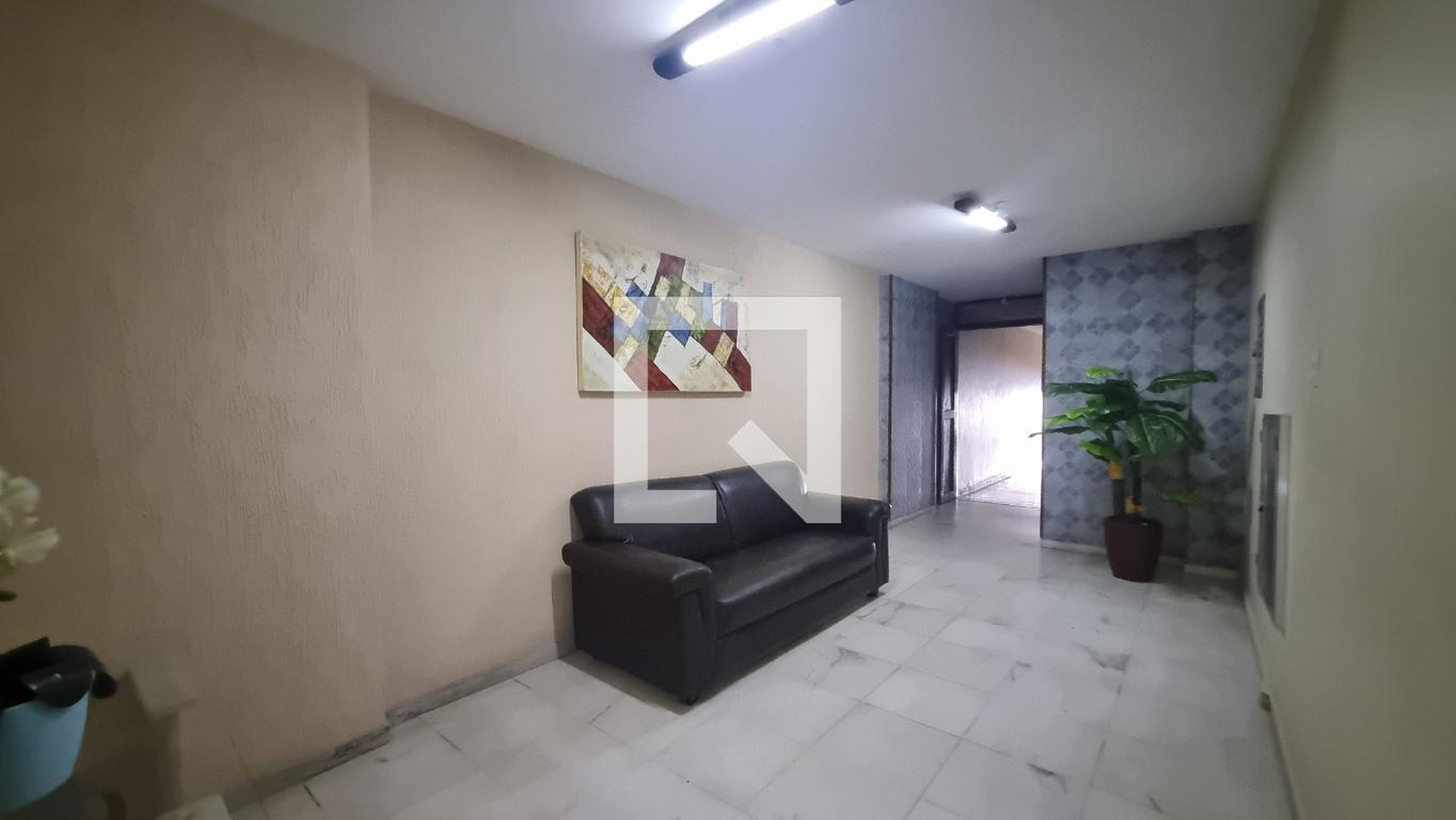 Hall - Edificio Selim E Sarita Khalili