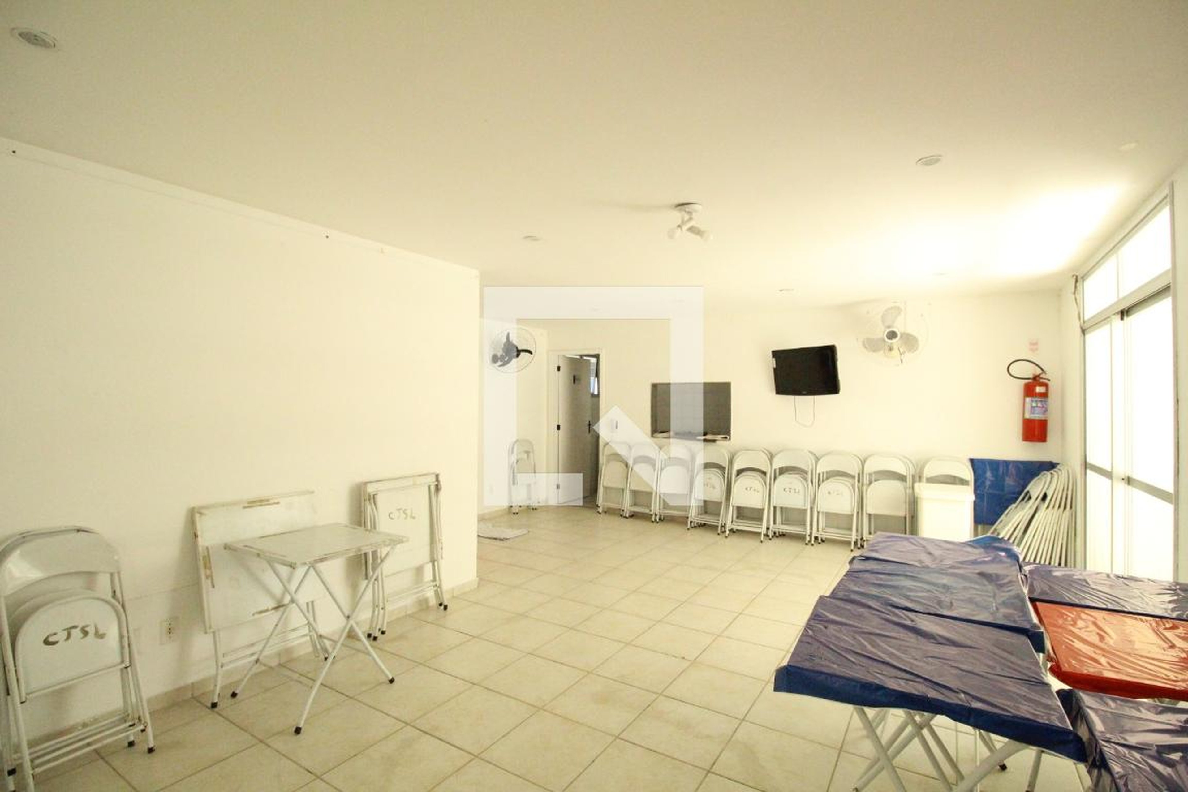 Salão de Festas - Tour de Saints Laurent