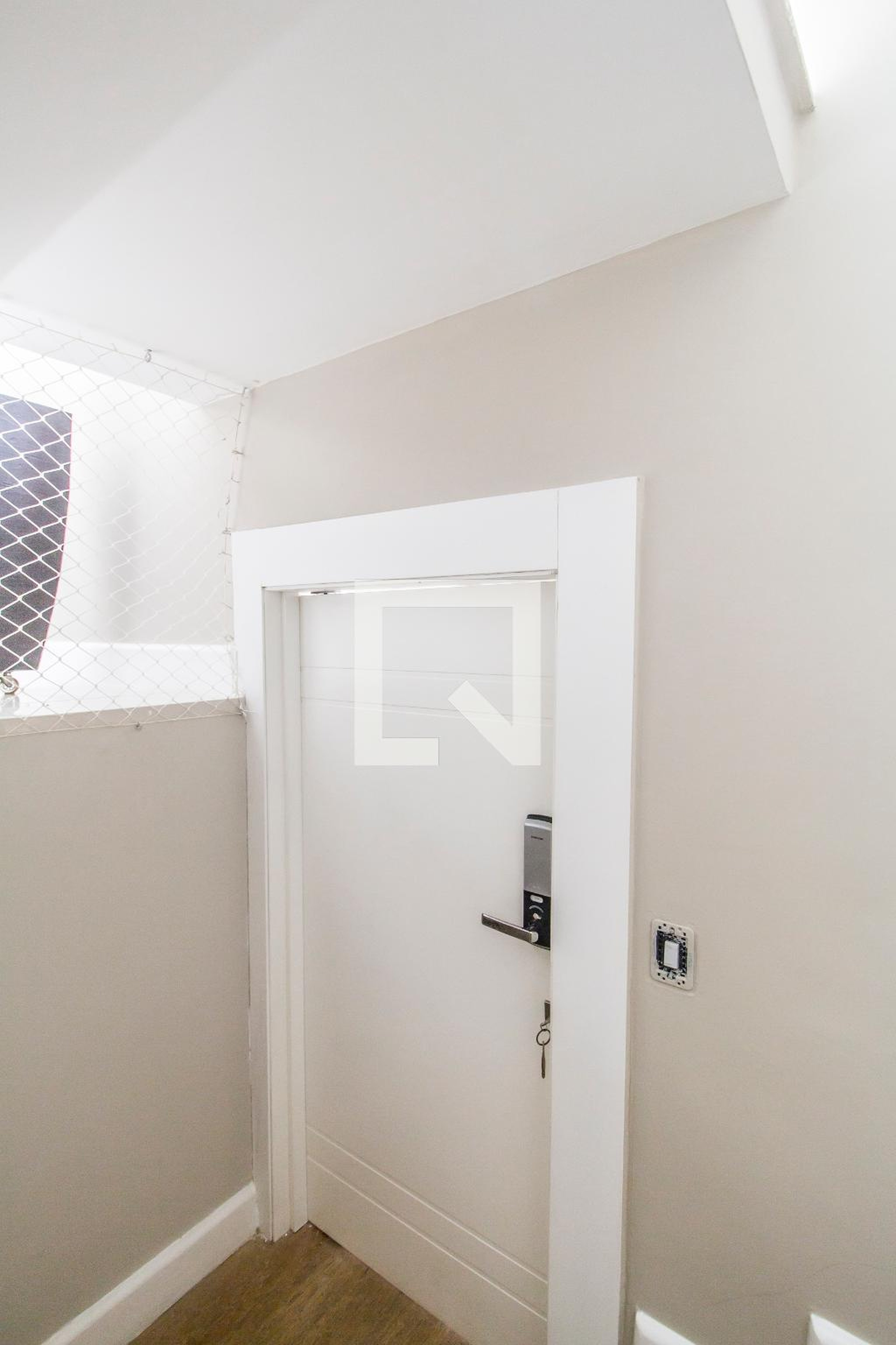 Entrada Condomínio em Alameda das Camélias, 229