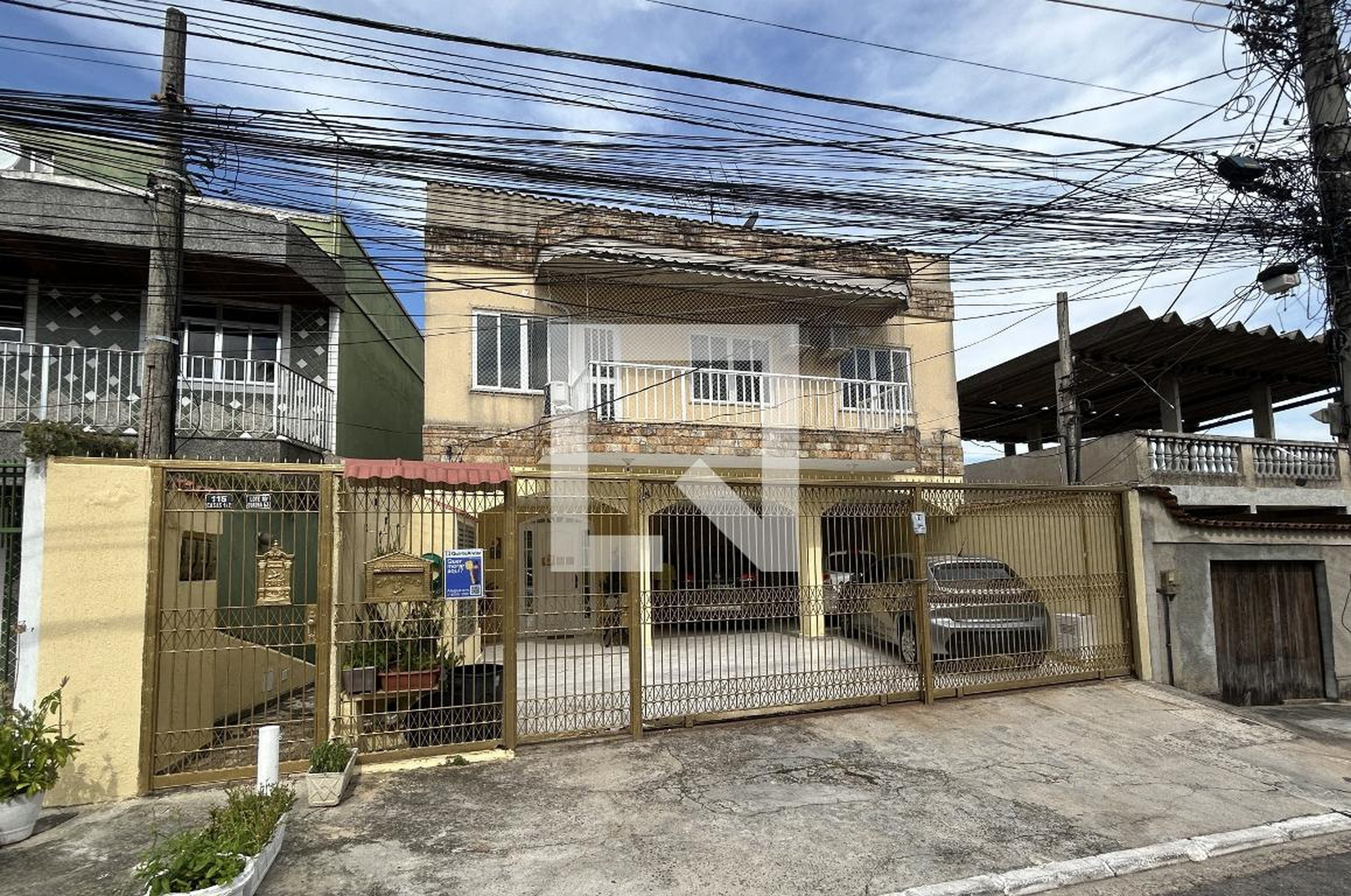 Fachada Condomínio em Rua Maria Flaviana de Lima, 115