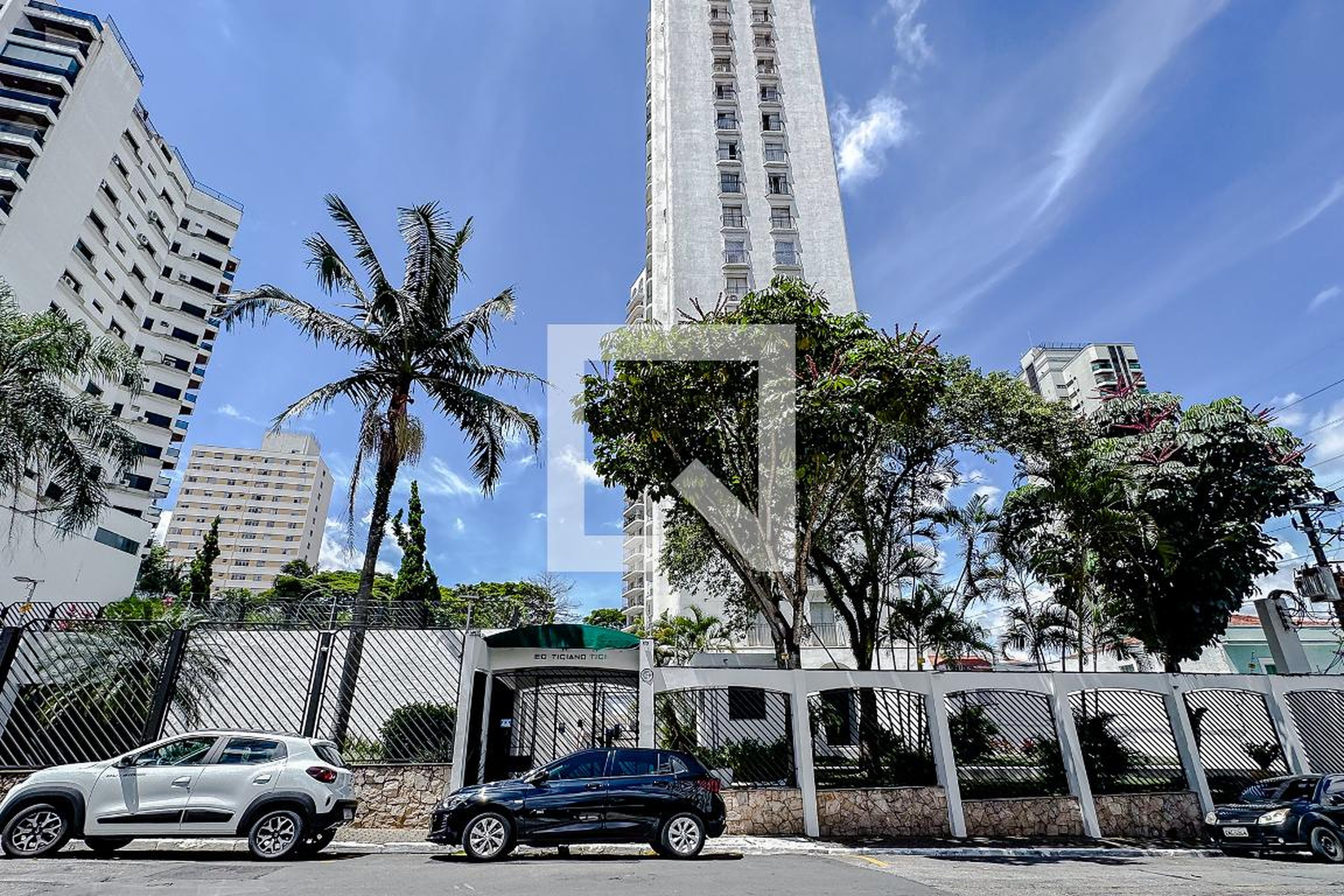 Fachada Condomínio Ticiano