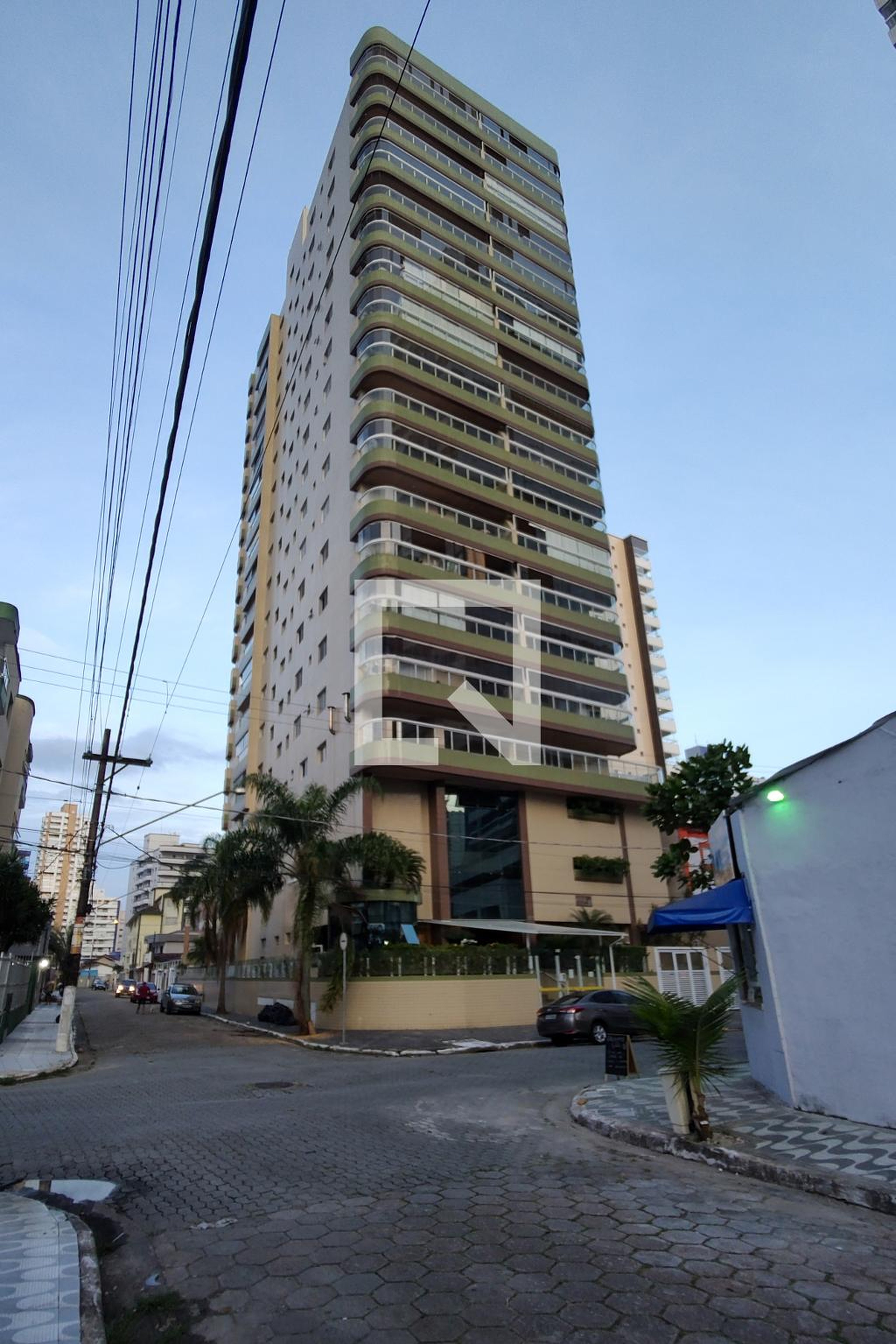 Fachada do Prédio Condomínio Max 8