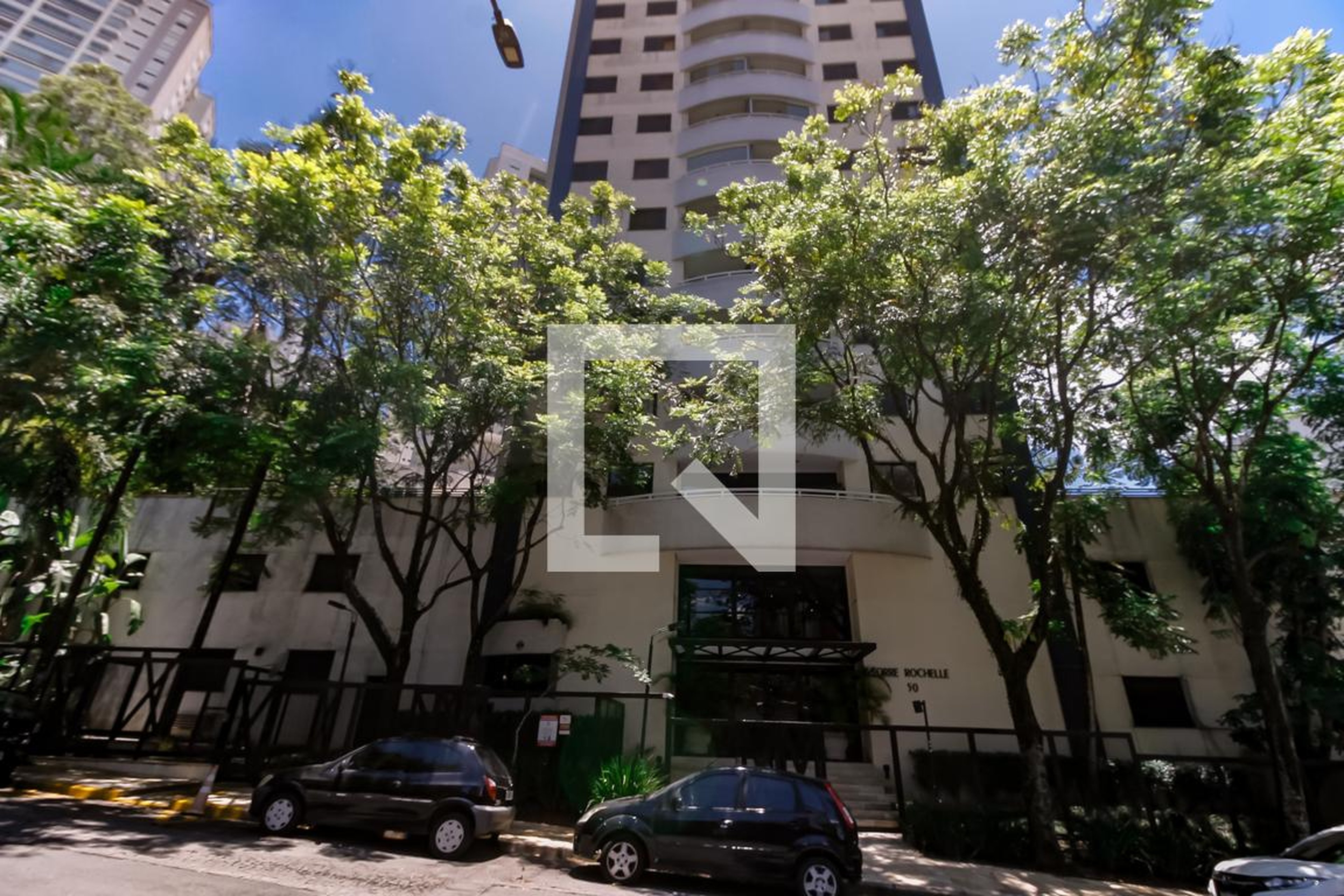 Fachada do Prédio Edifício Torre Rochelle