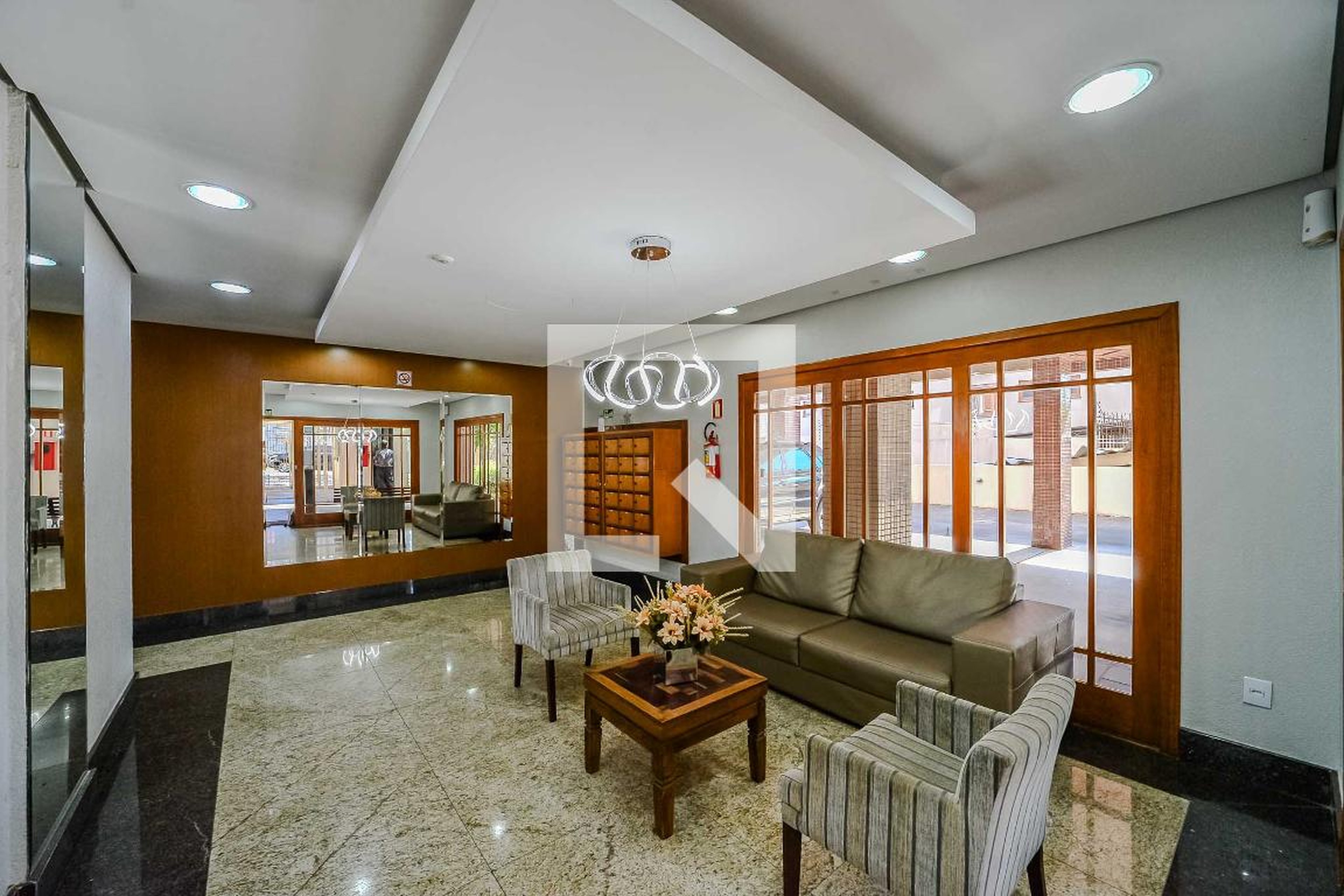 Hall Social - Aquarelle