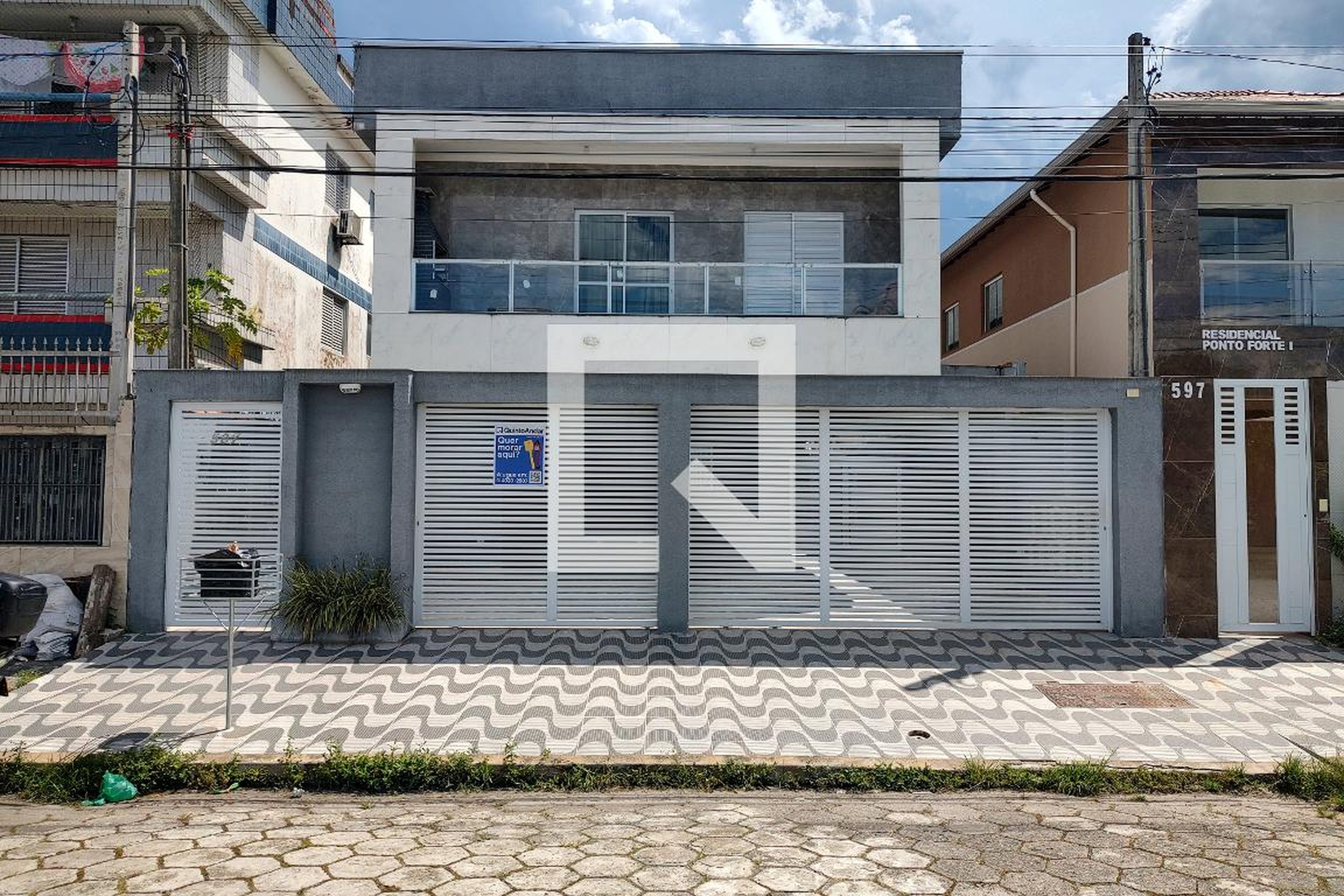 Fachada Condomínio em Rua Maria Beltrame Borloni, 587