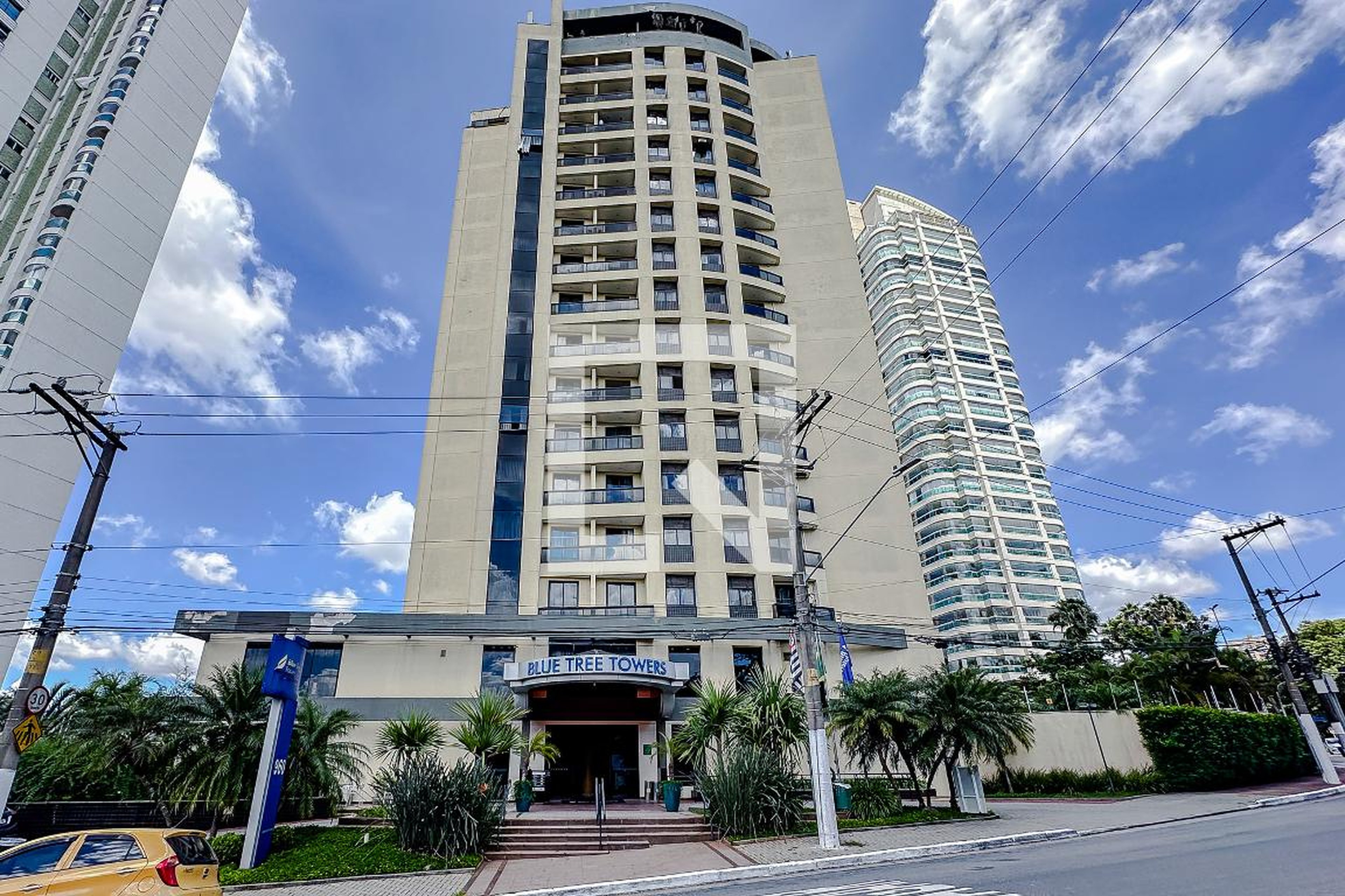 Fachada Condomínio Blue Tree Hotels