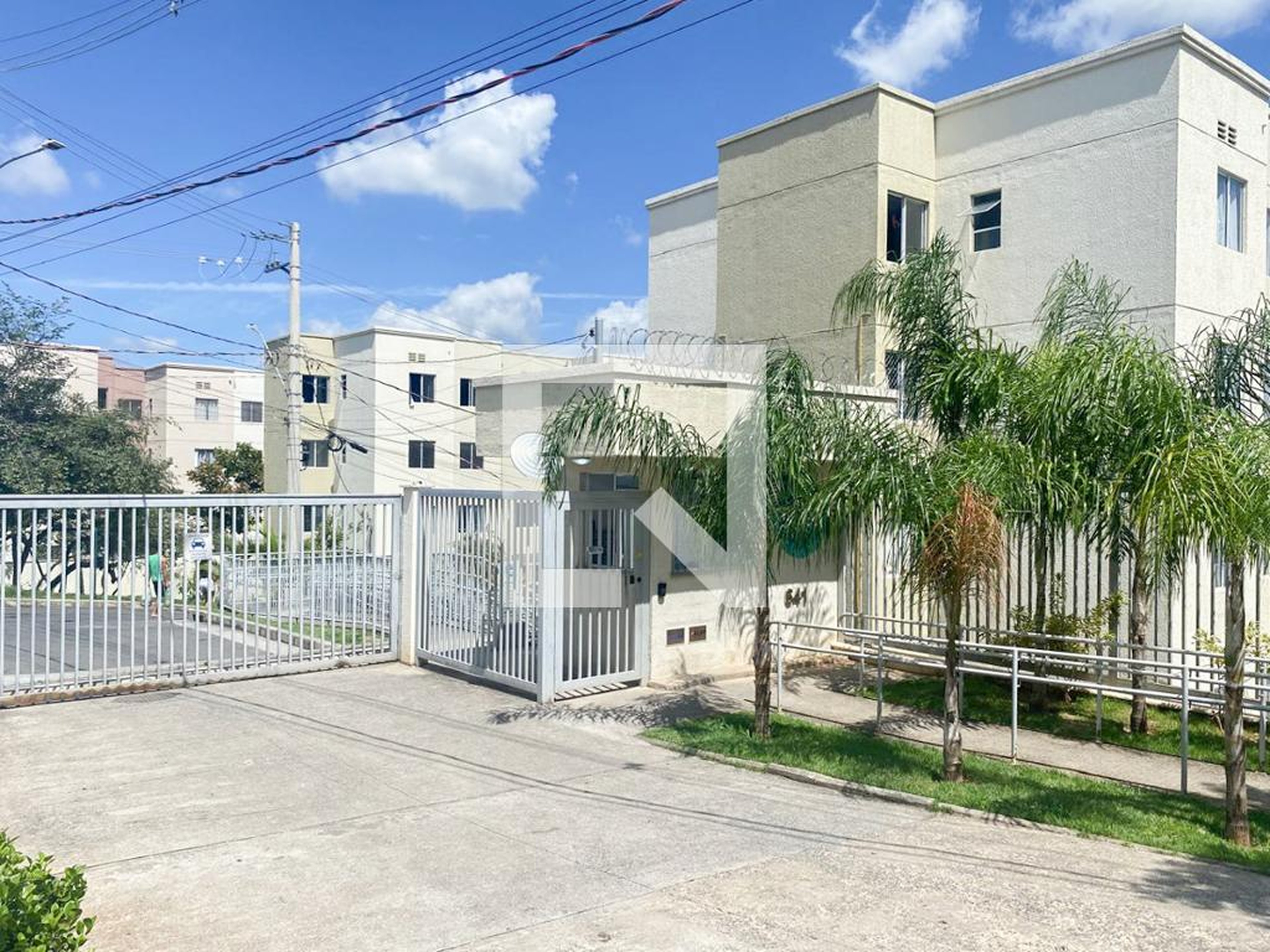 Fachada Condomínio em Rua Aloísio Aragão Villar, 741