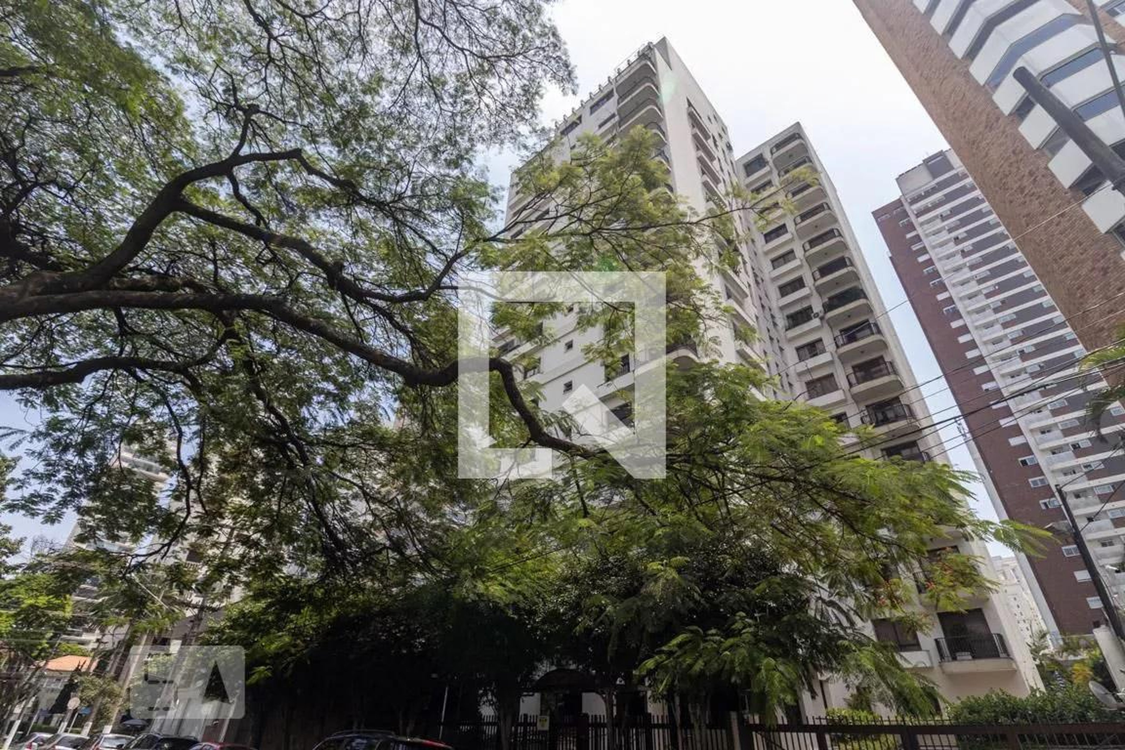 Fachada Condomínio Iporanga