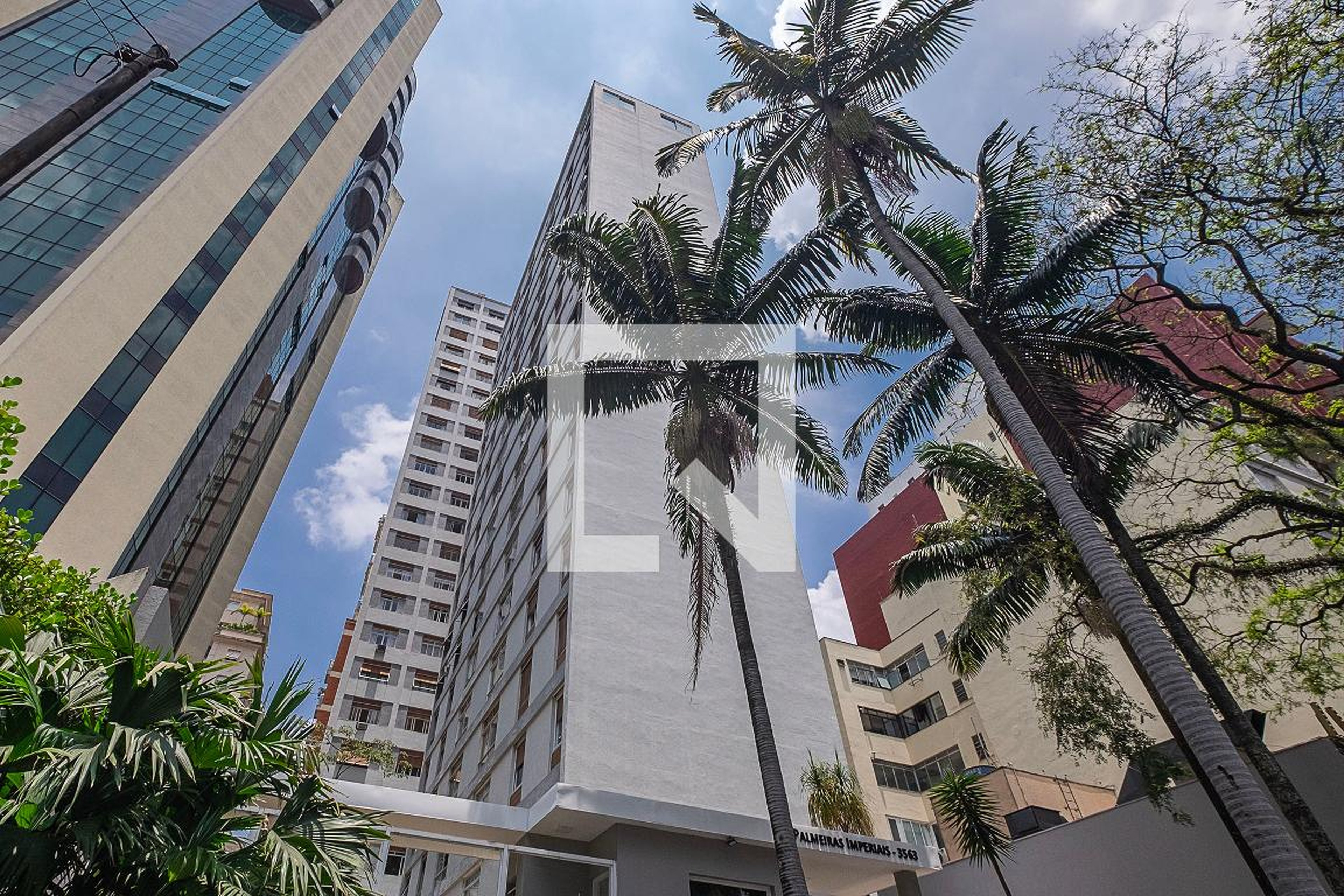 Fachada Condomínio Palmeiras Imperiais