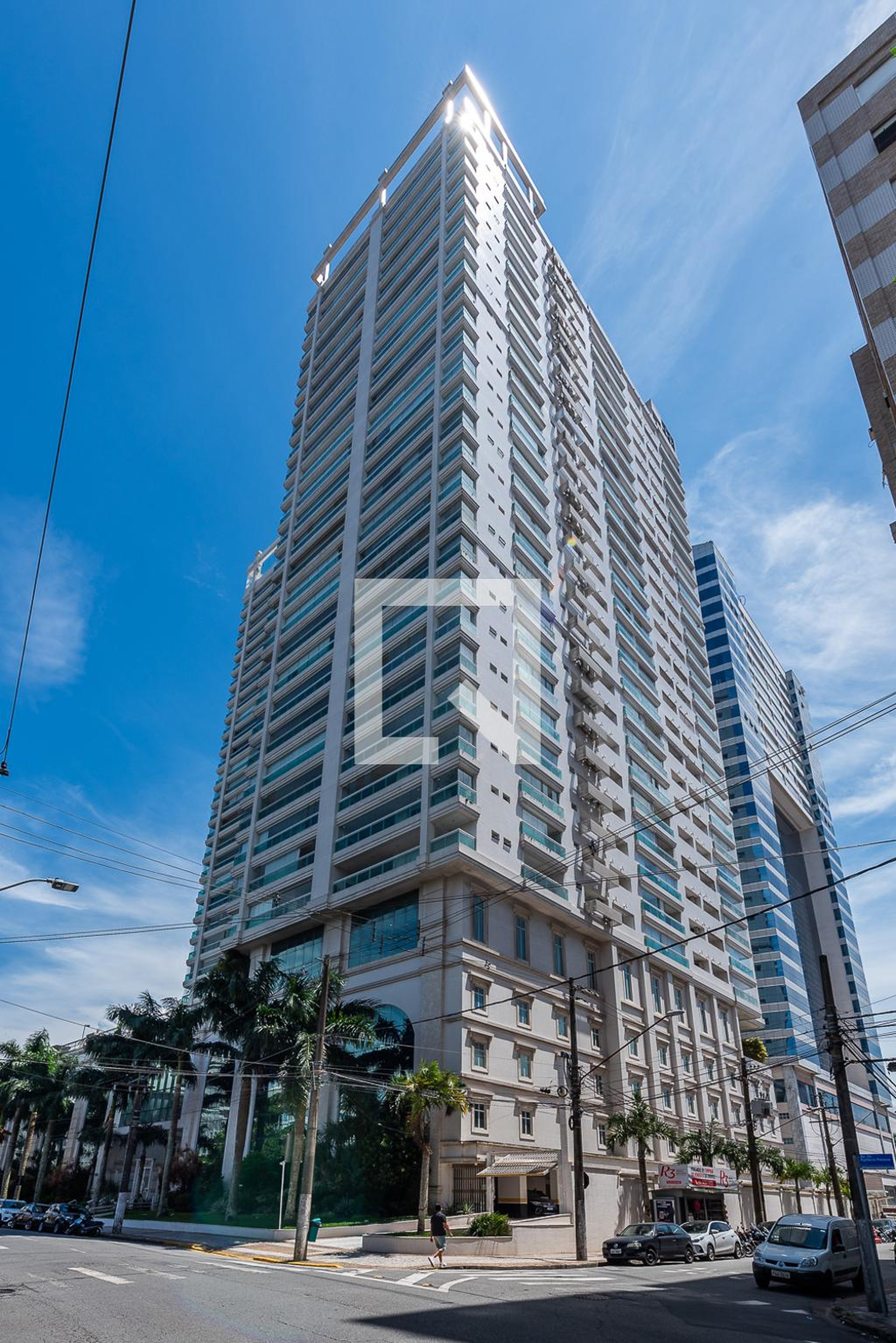 Fachada Condomínio Ville de France