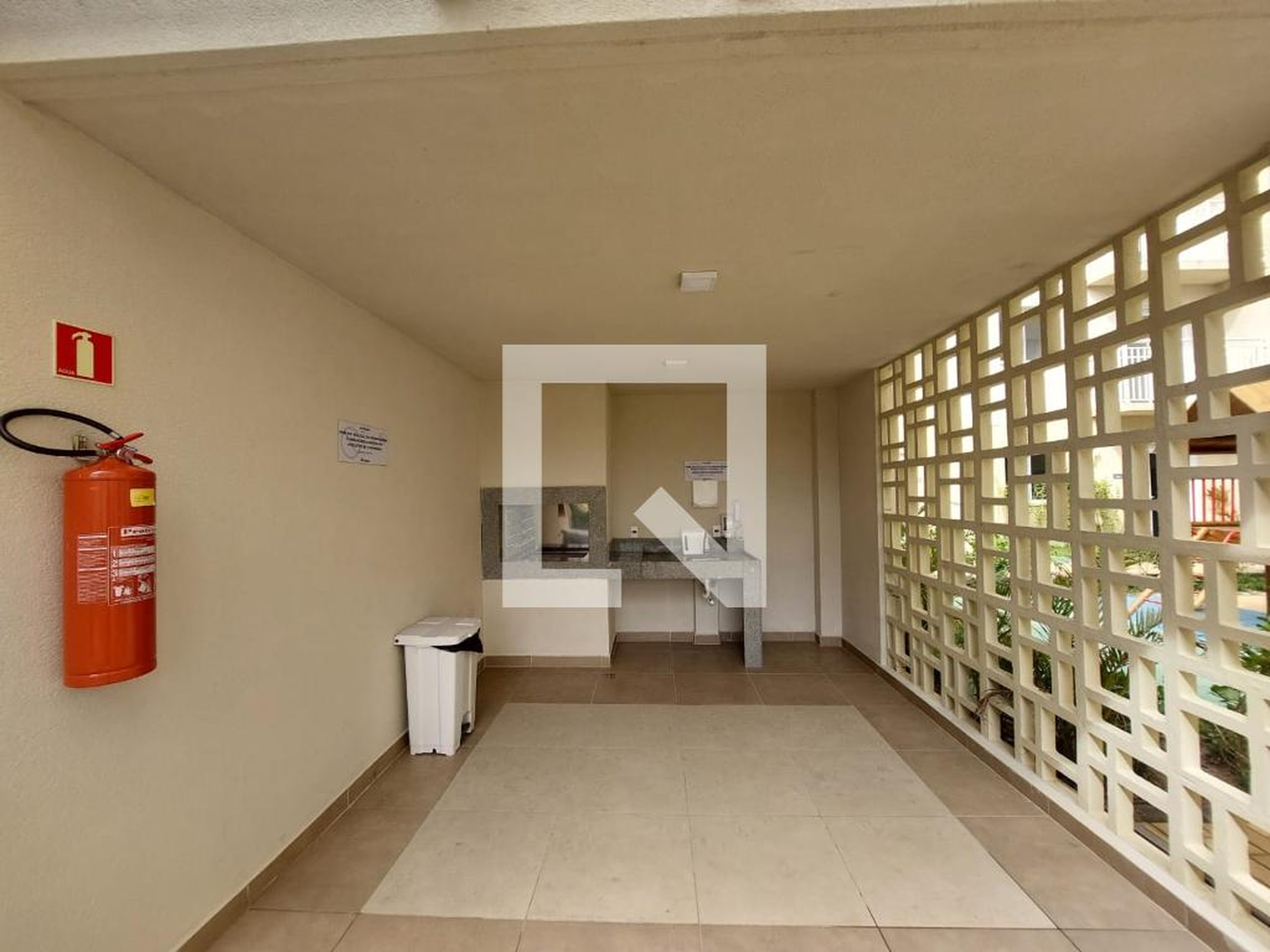 Churrasqueira - Plano & Plano Rio Bonito