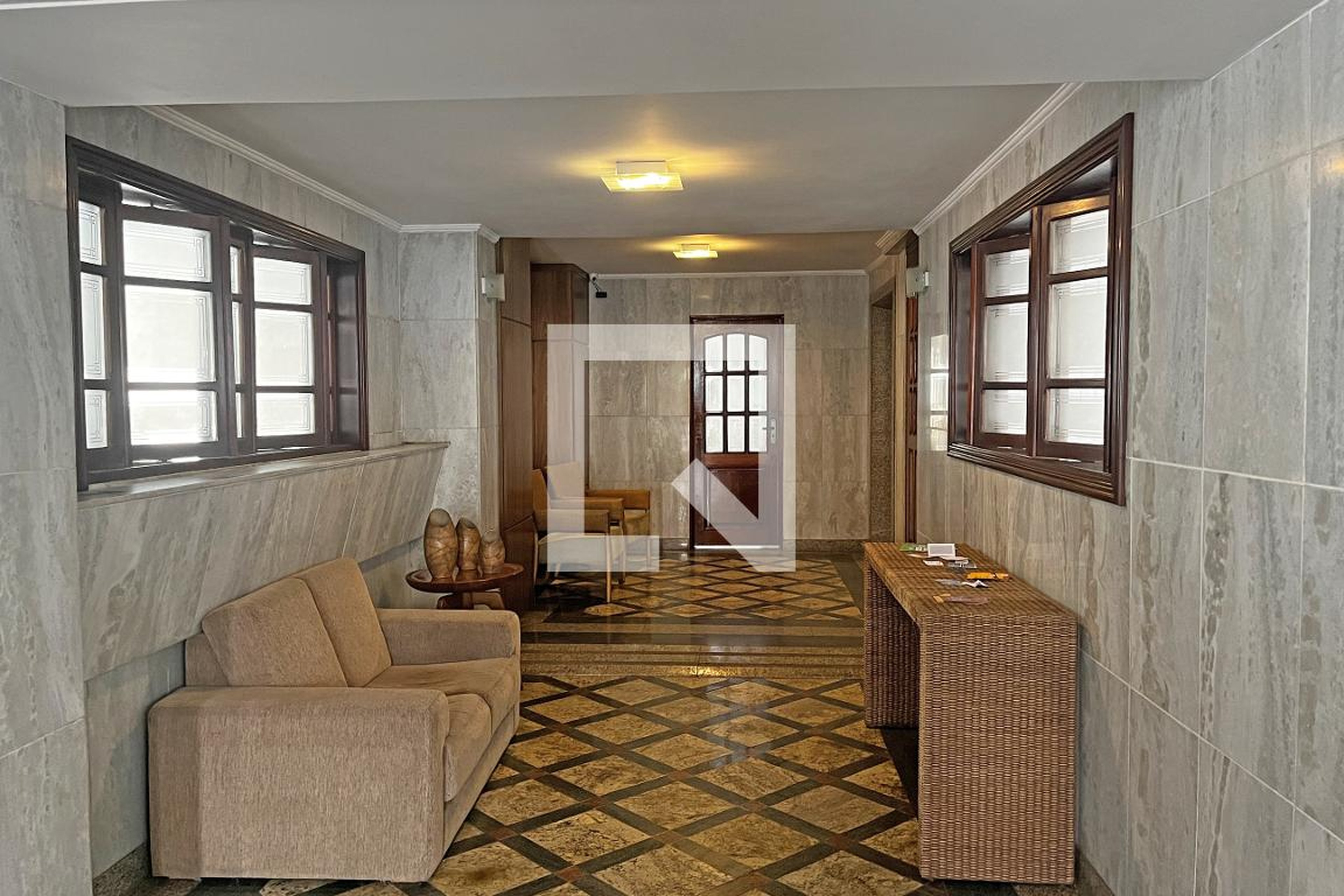 Hall de entrada - Edifício Puerta Del Sol