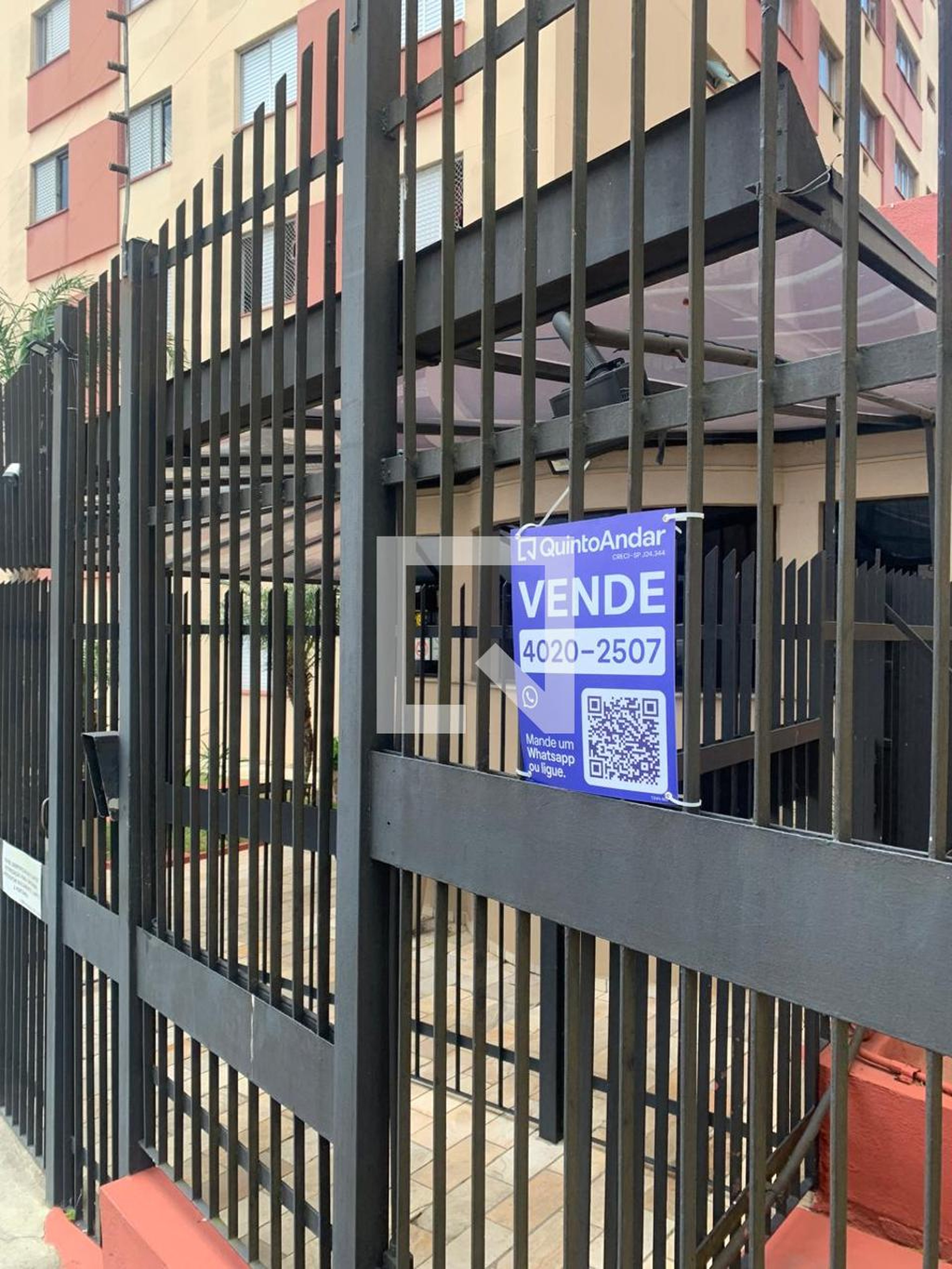 Fachada Condomínio Conjunto Residencial Camburiú 2