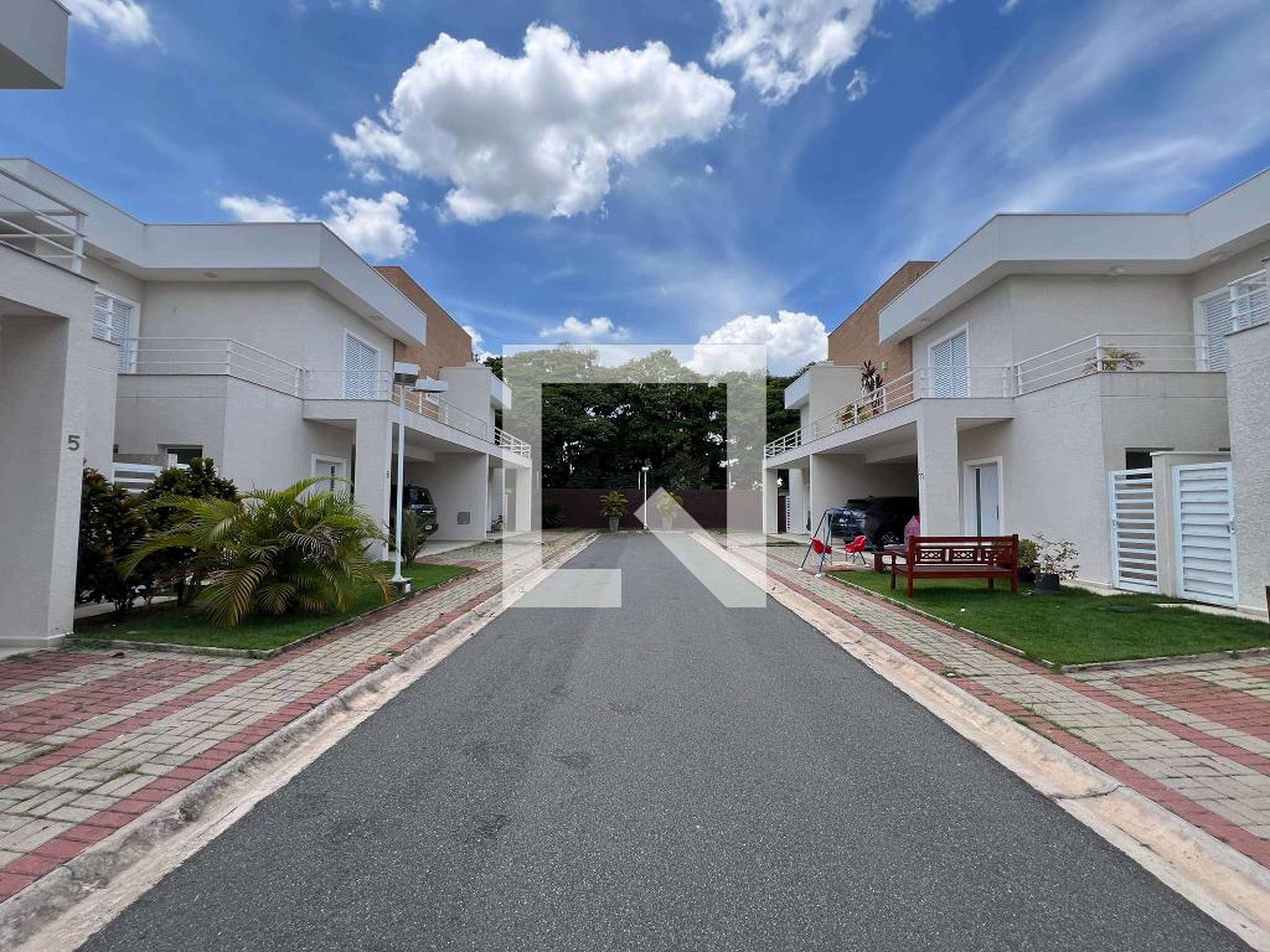 Condomínio - Via Verona