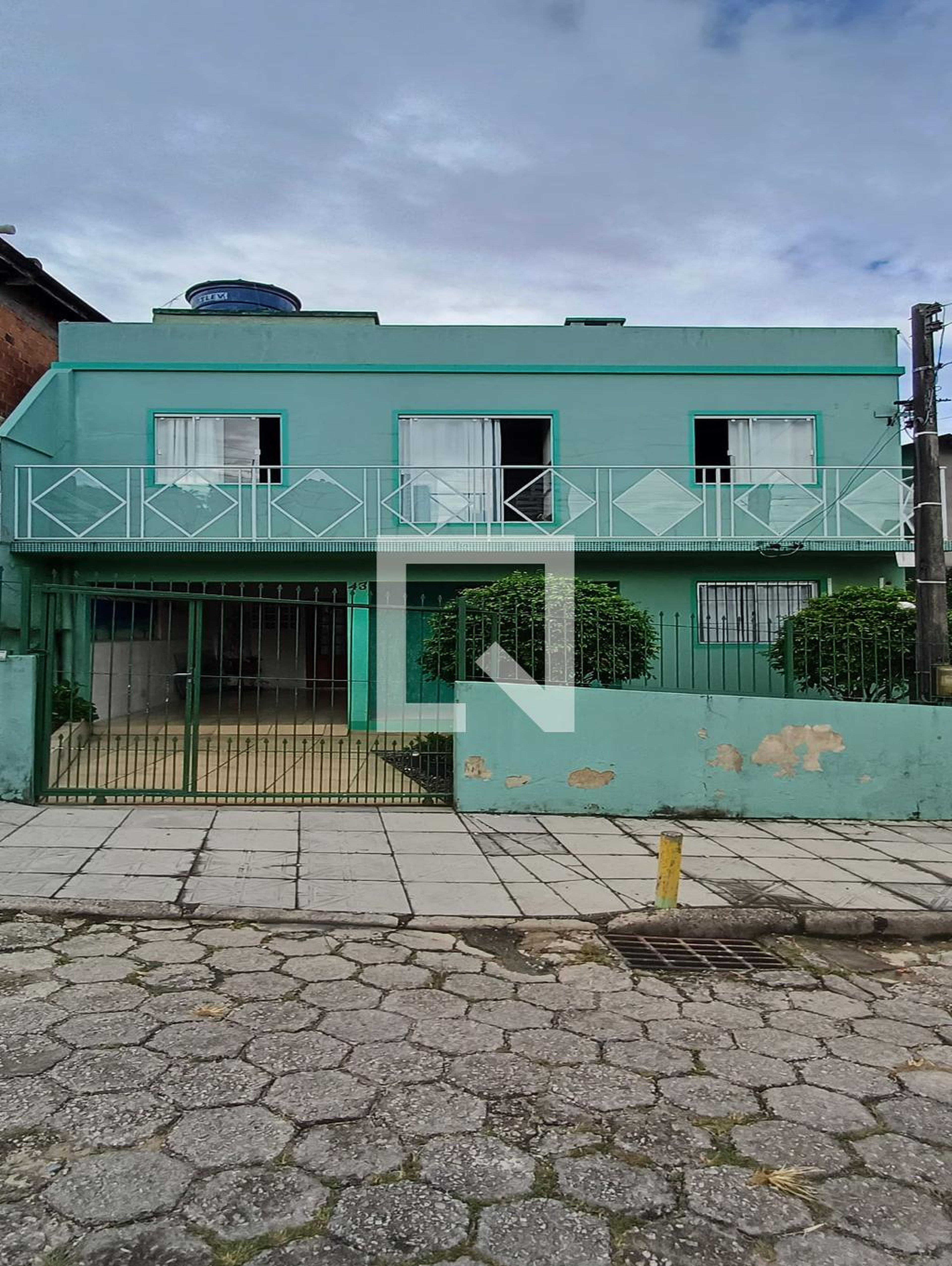 Fachada Condomínio em Servidão Maria Luísa França, 43