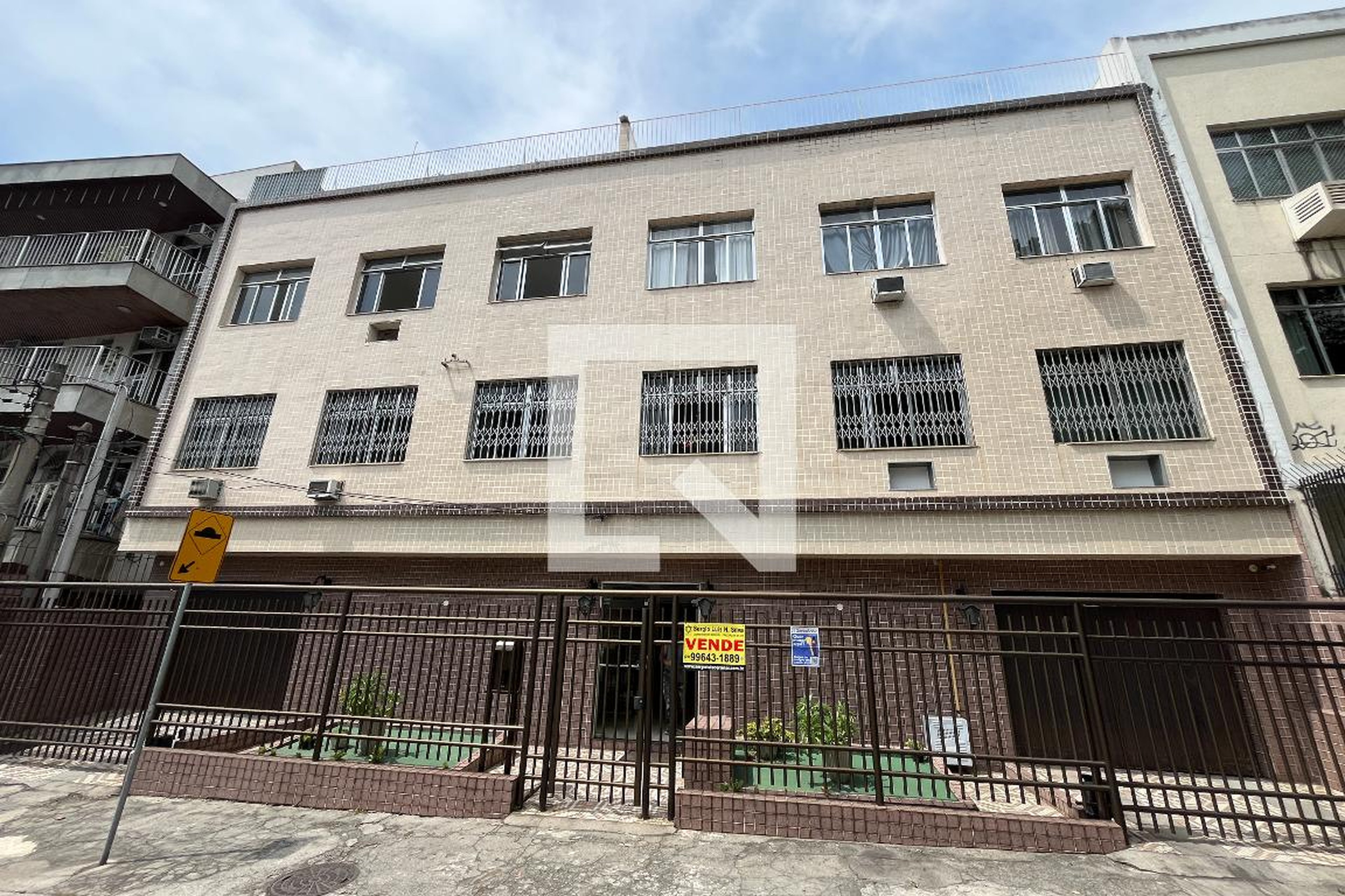 Fachada Edifício Alvaro P. da Silva