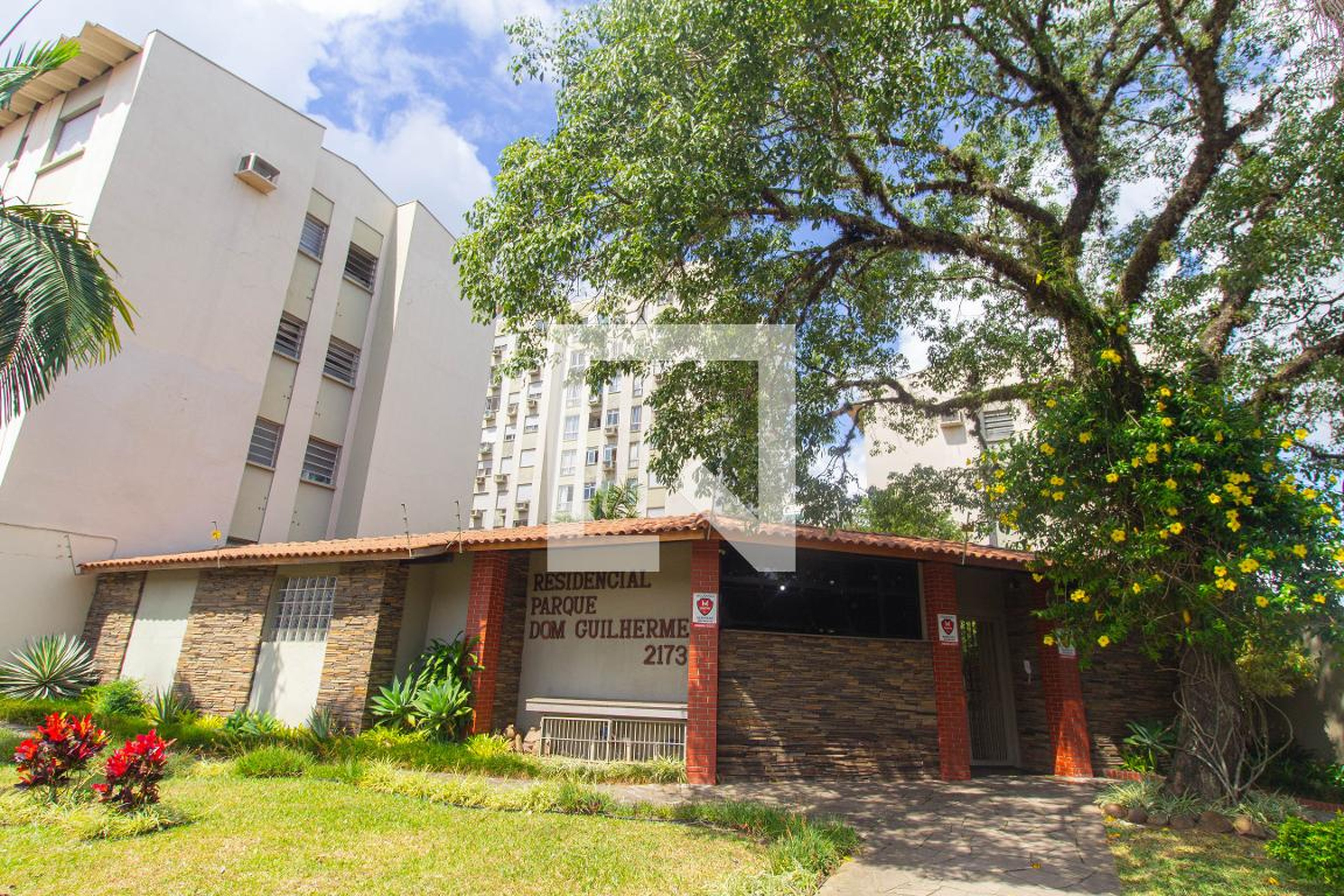 Fachada Condomínio Parque Residencial Dom Guilherme