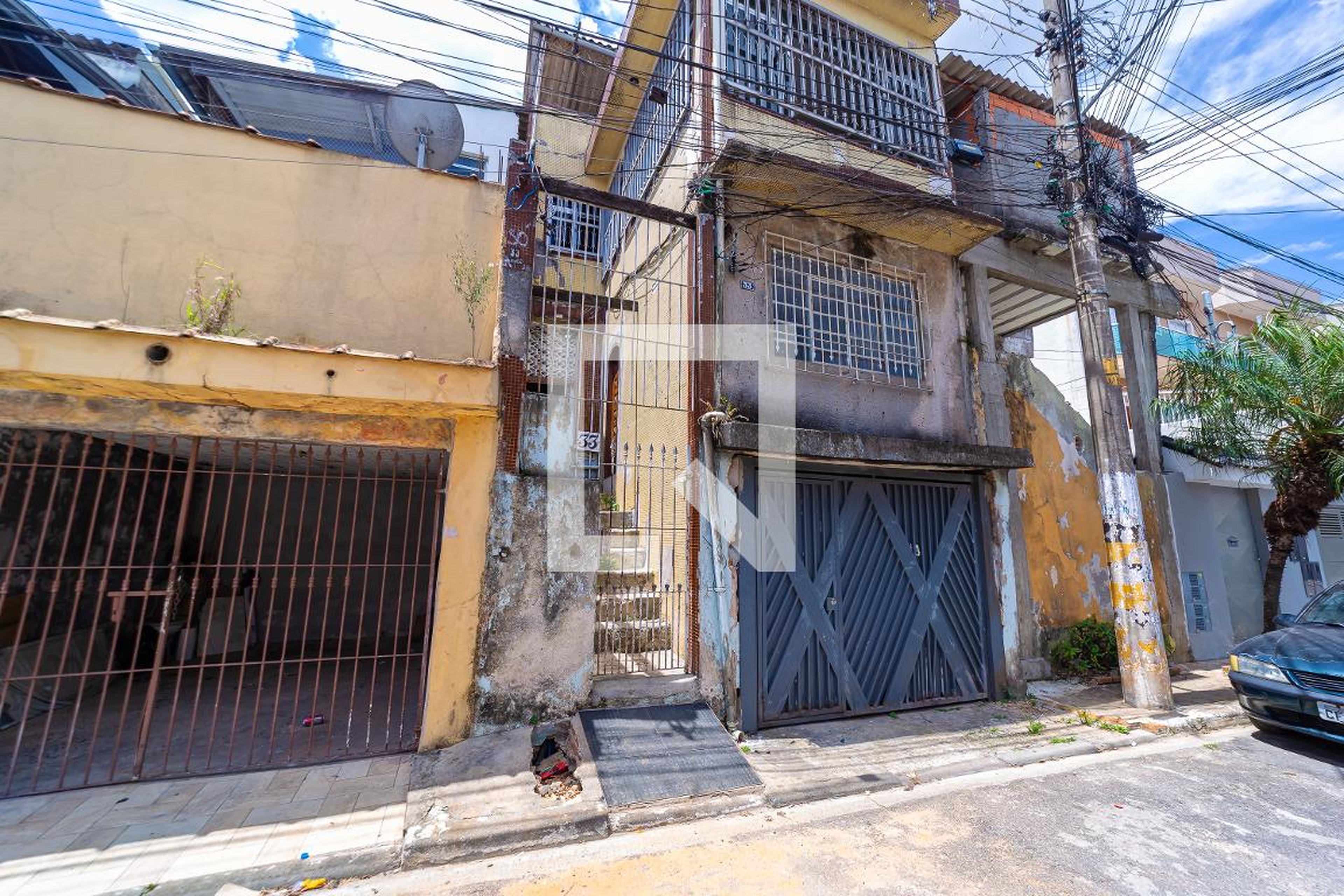 Fachada Condomínio em Rua Gaspar da Silveira, 33