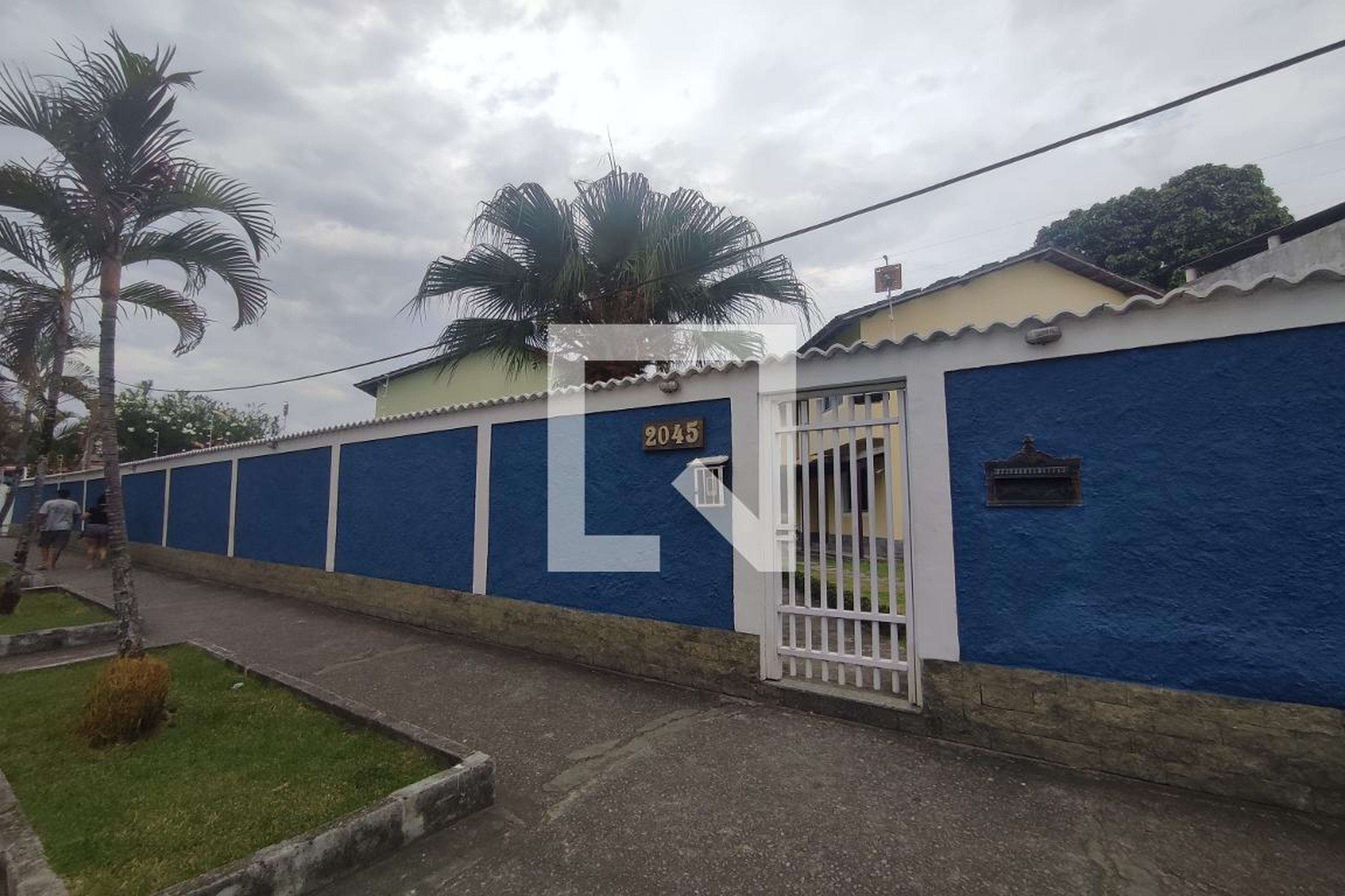 Fachada Condomínio em Estrada do Engenho Velho, 2045