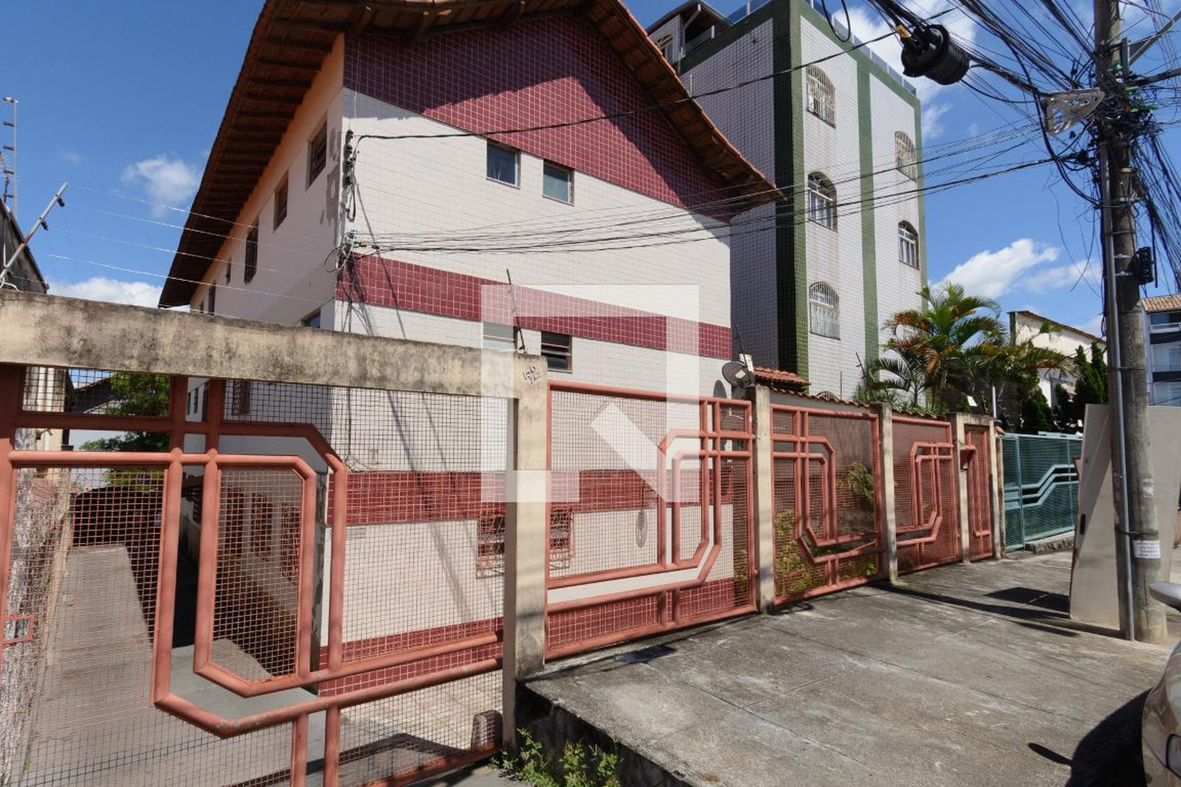 Fachada Condomínio em Rua Giovani José Chiodi, 52