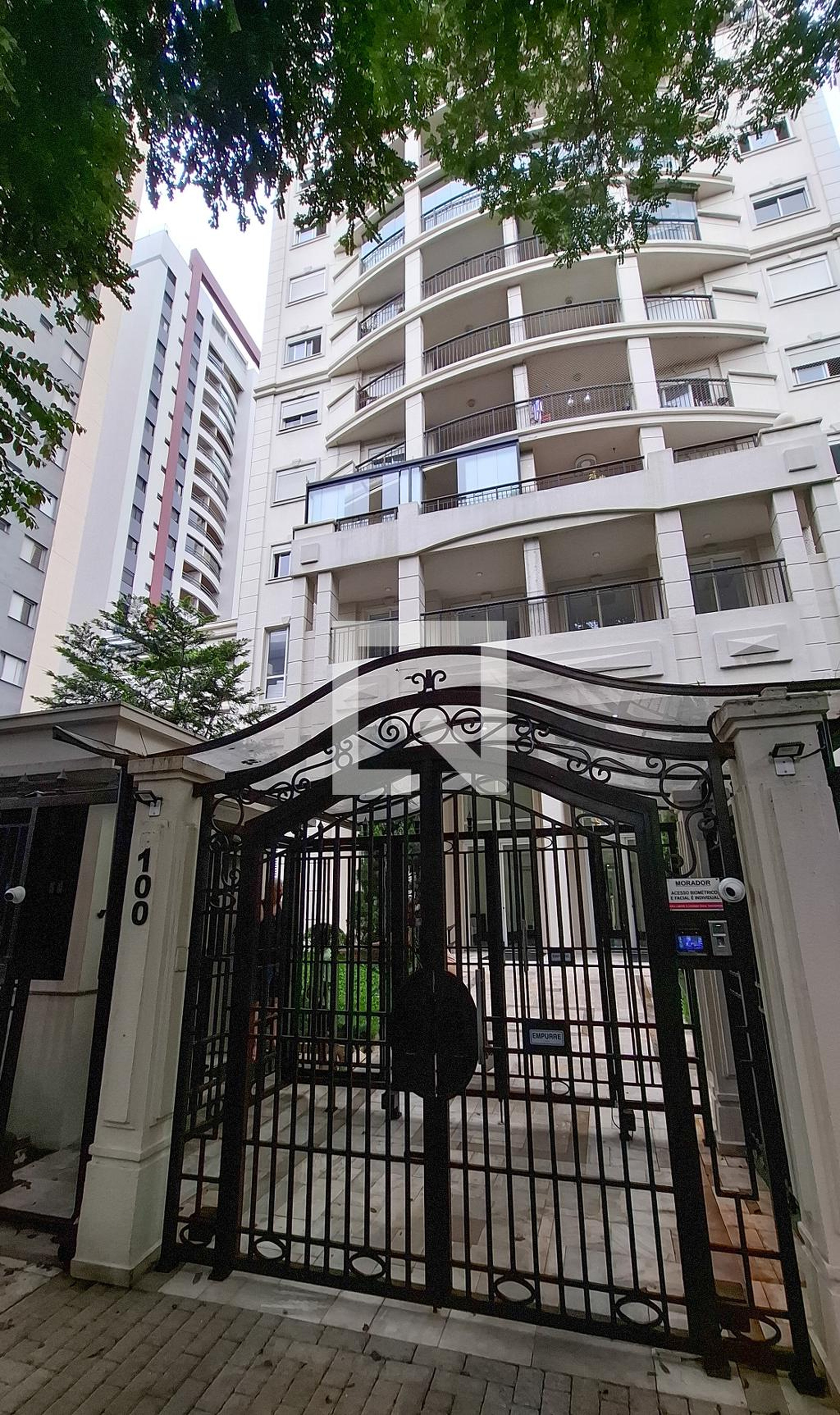 Fachada do Prédio Condomínio La Galerie Vila Madalena