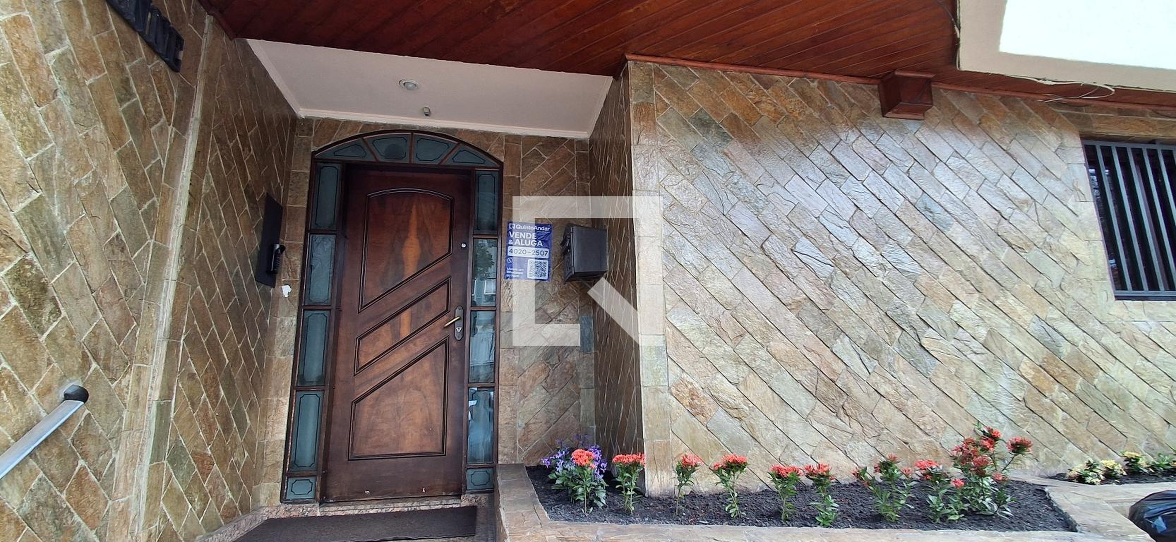 Entrada - Edifício Caienne