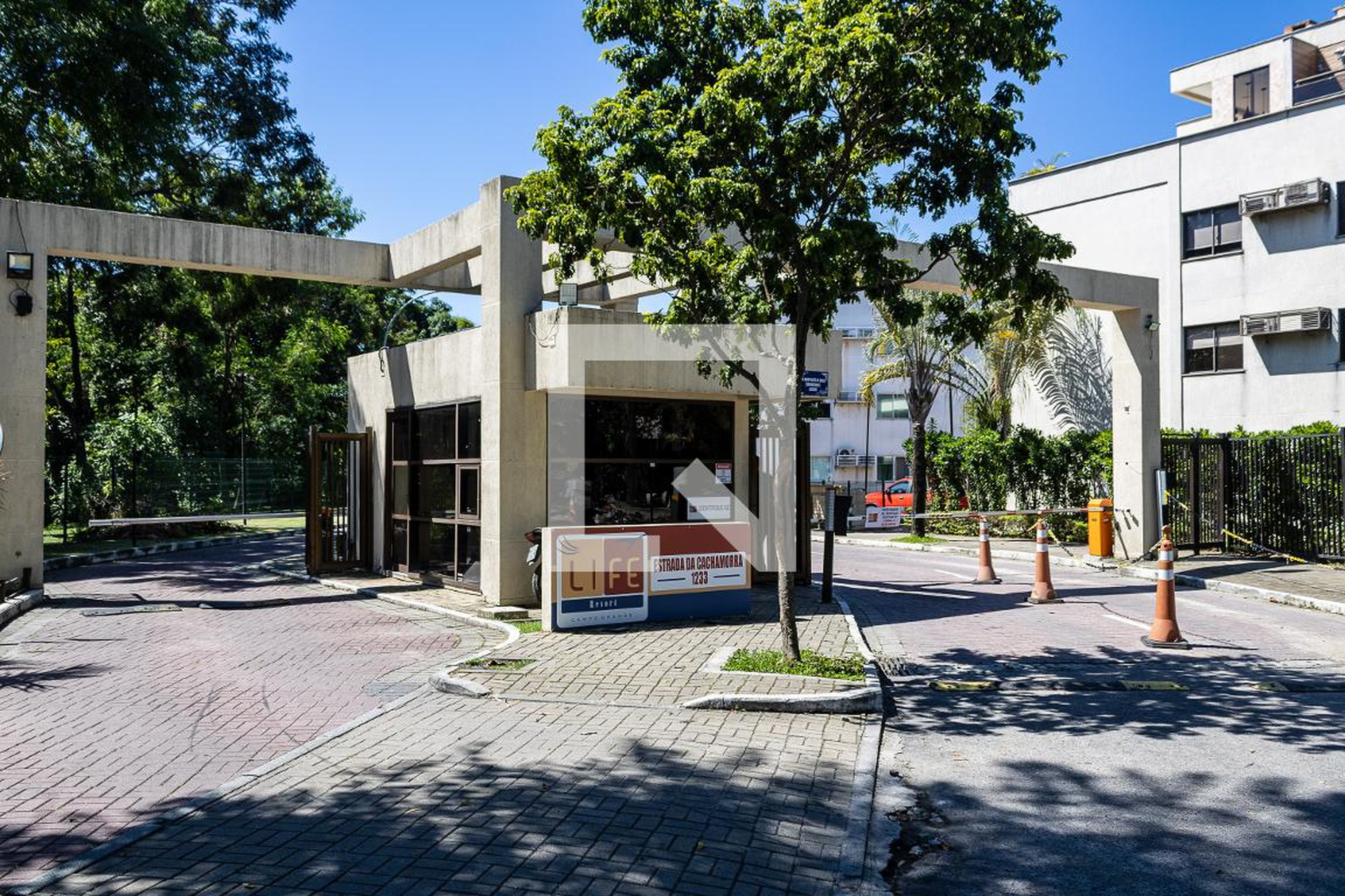 Fachada do Condomínio Condomínio Life Resort