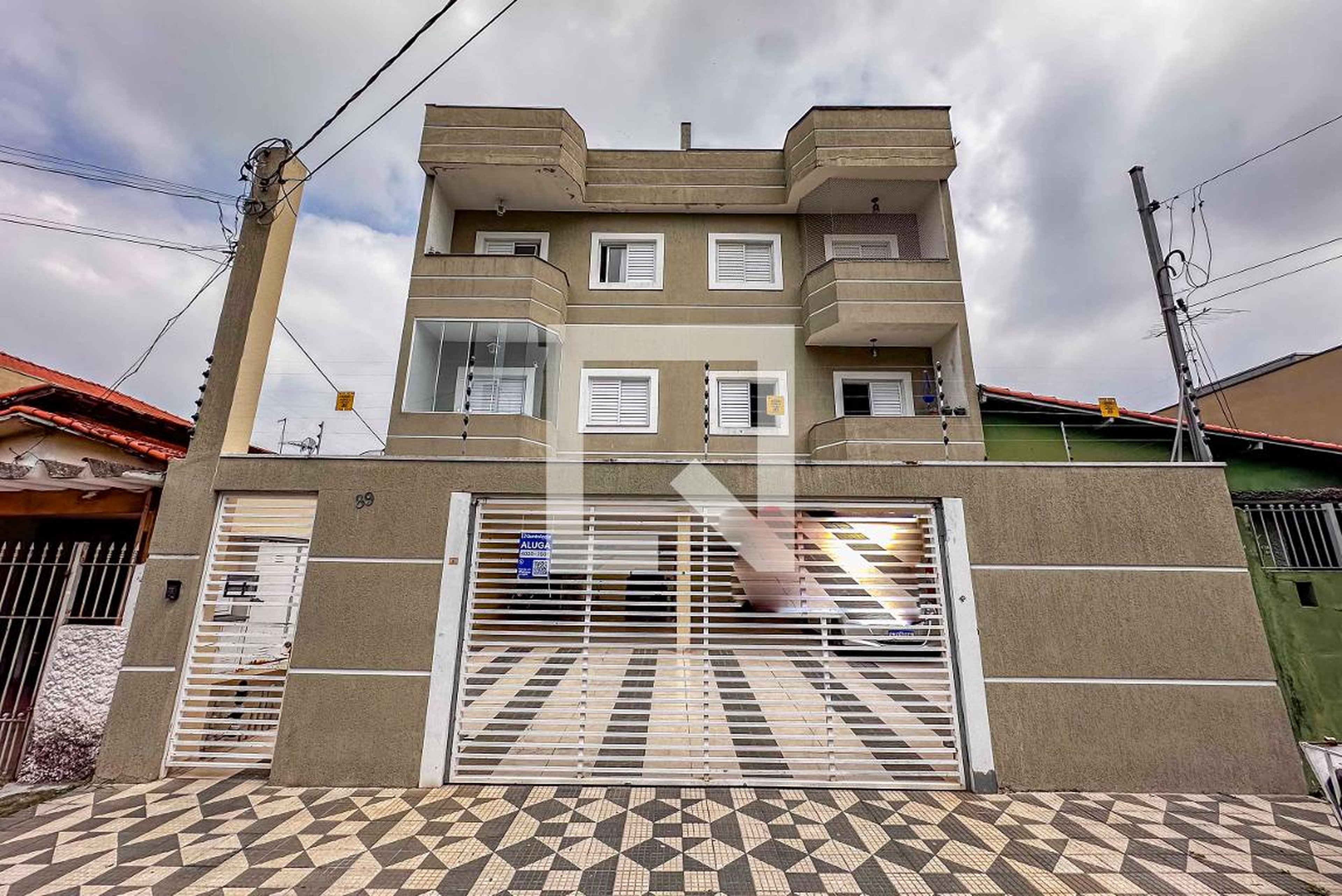 Fachada Condomínio em Praça Arapuã, 89