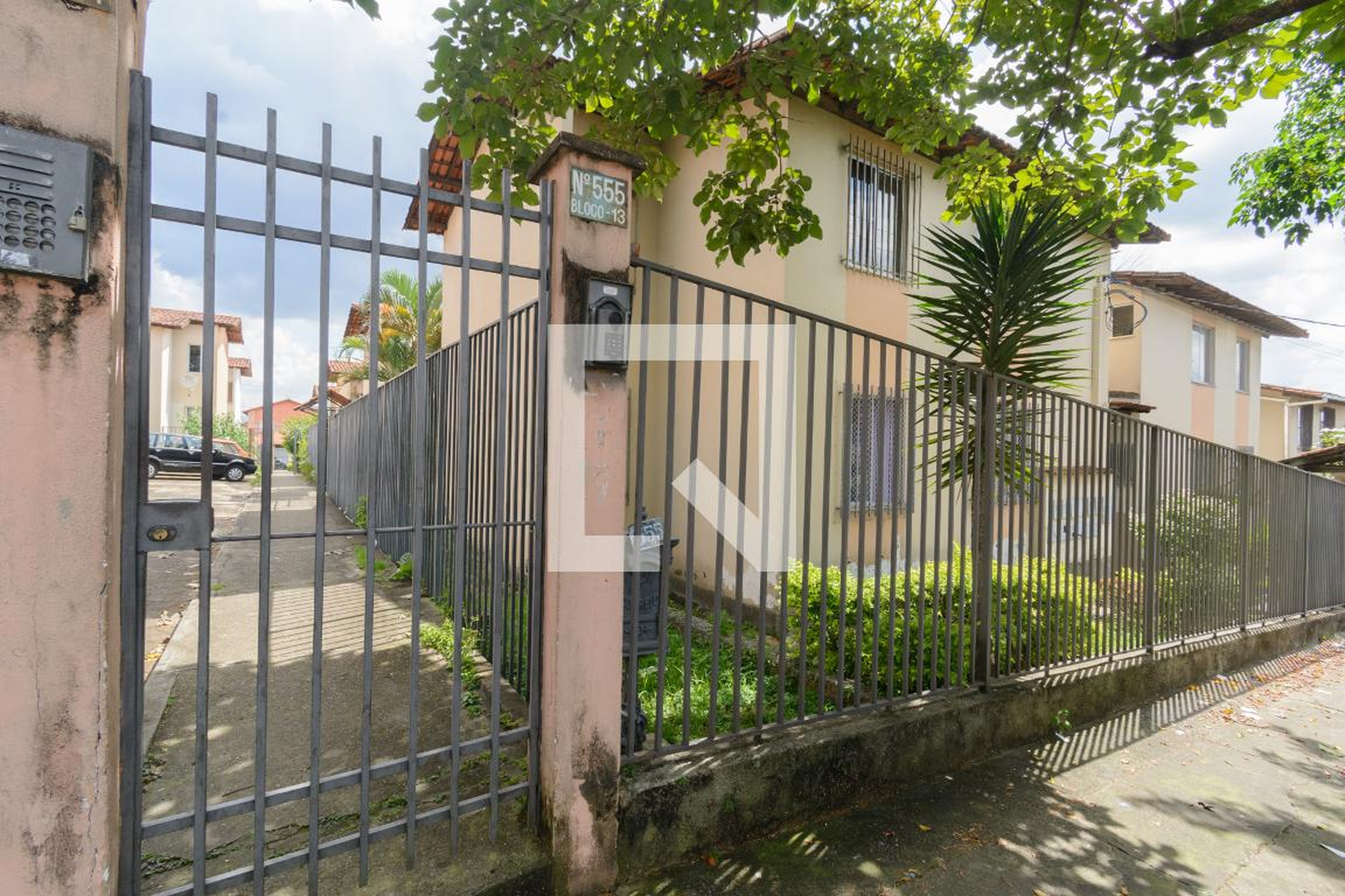 Fachada Condomínio em Rua Joaquim Gonçalves Pimenta, 555