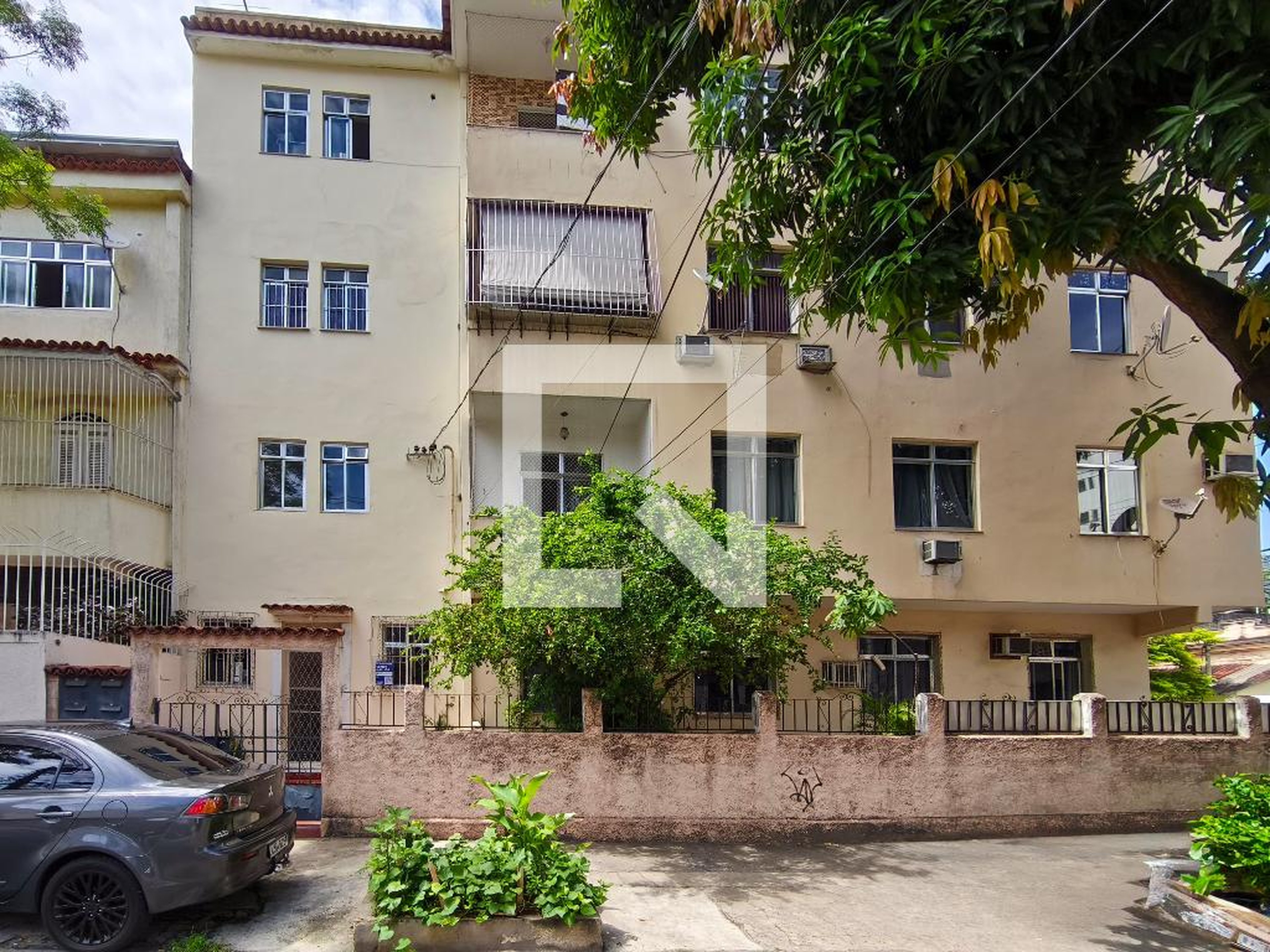 Fachada Condomínio em Rua Senador Nabuco, 65