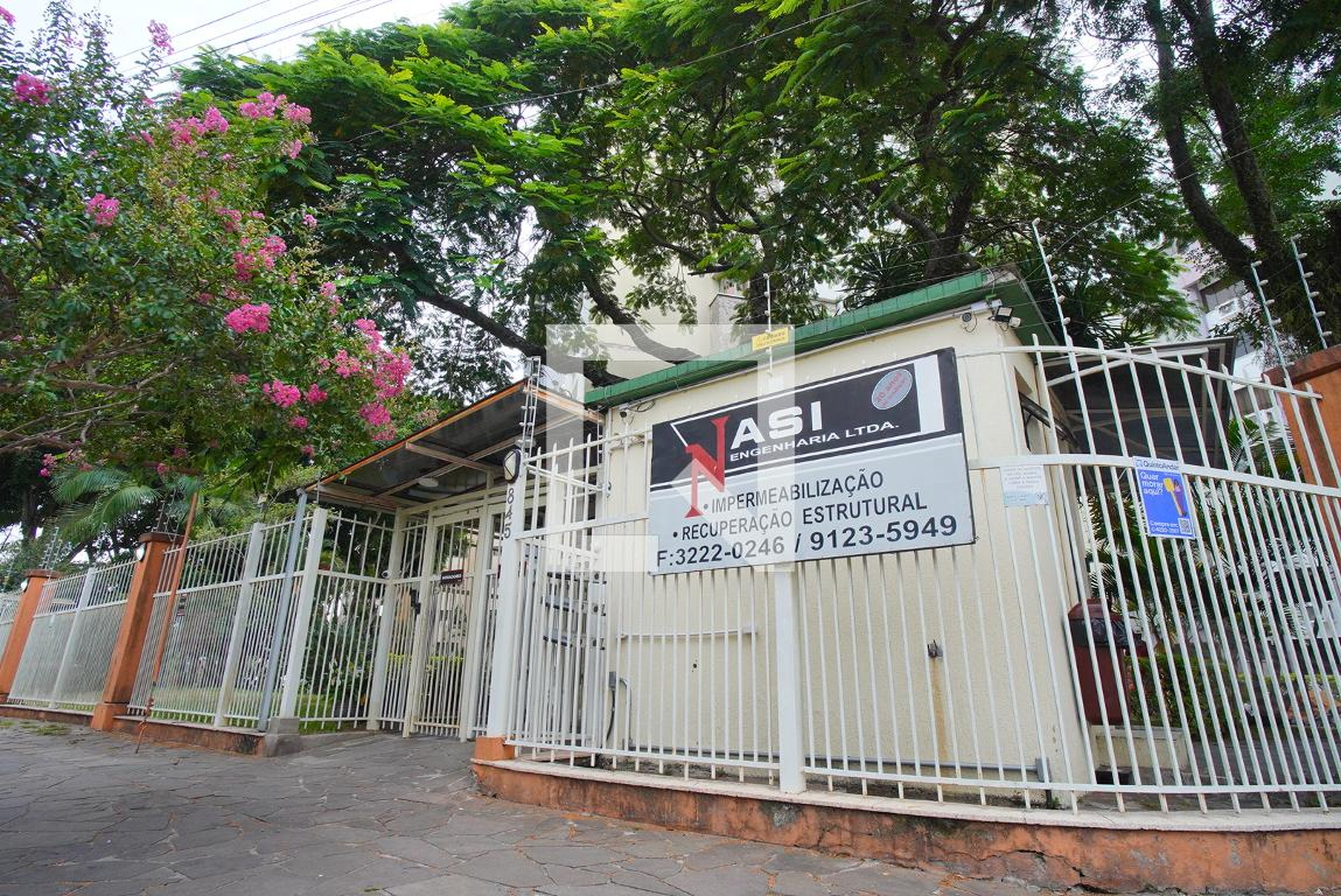 Fachada Condomínio Village