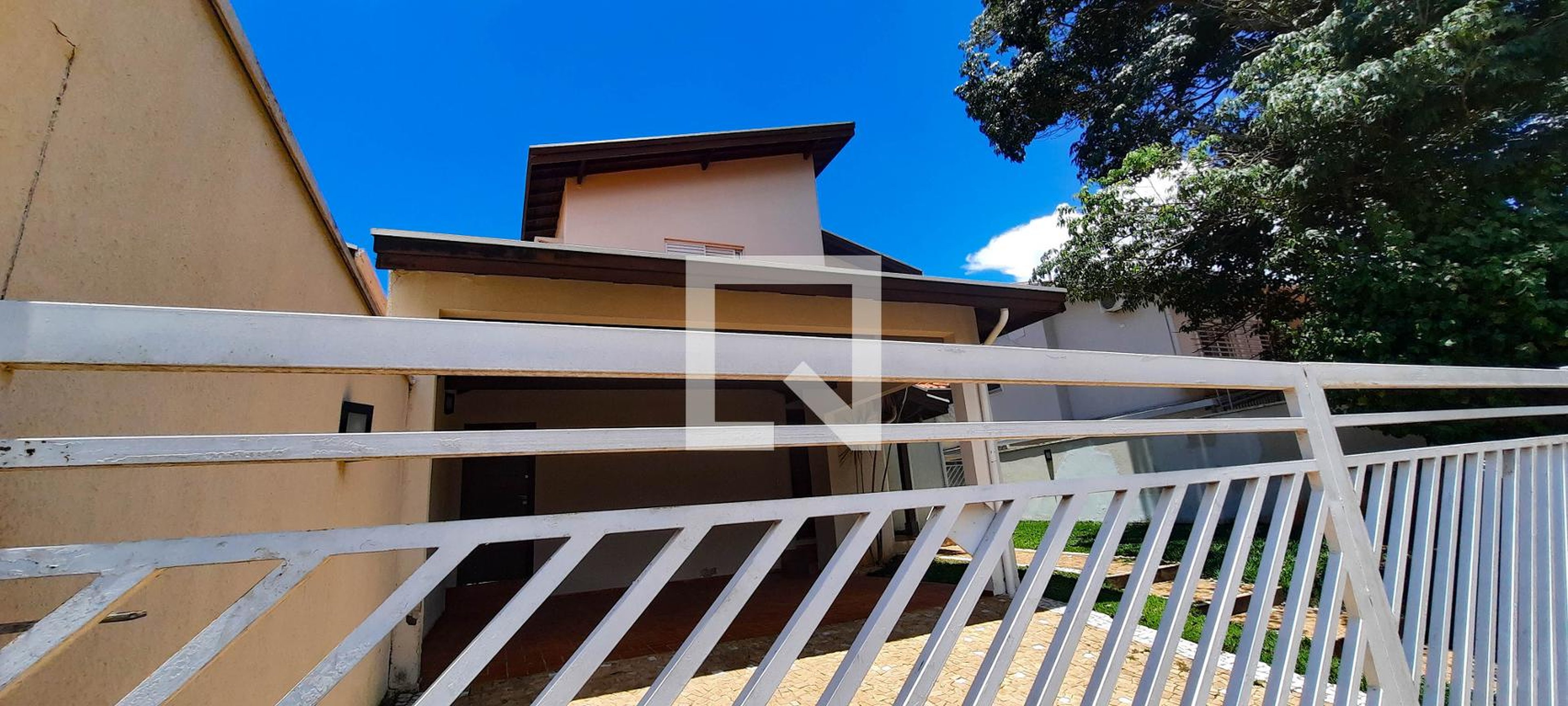 Fachada Condomínio em Rua do Leme, 432