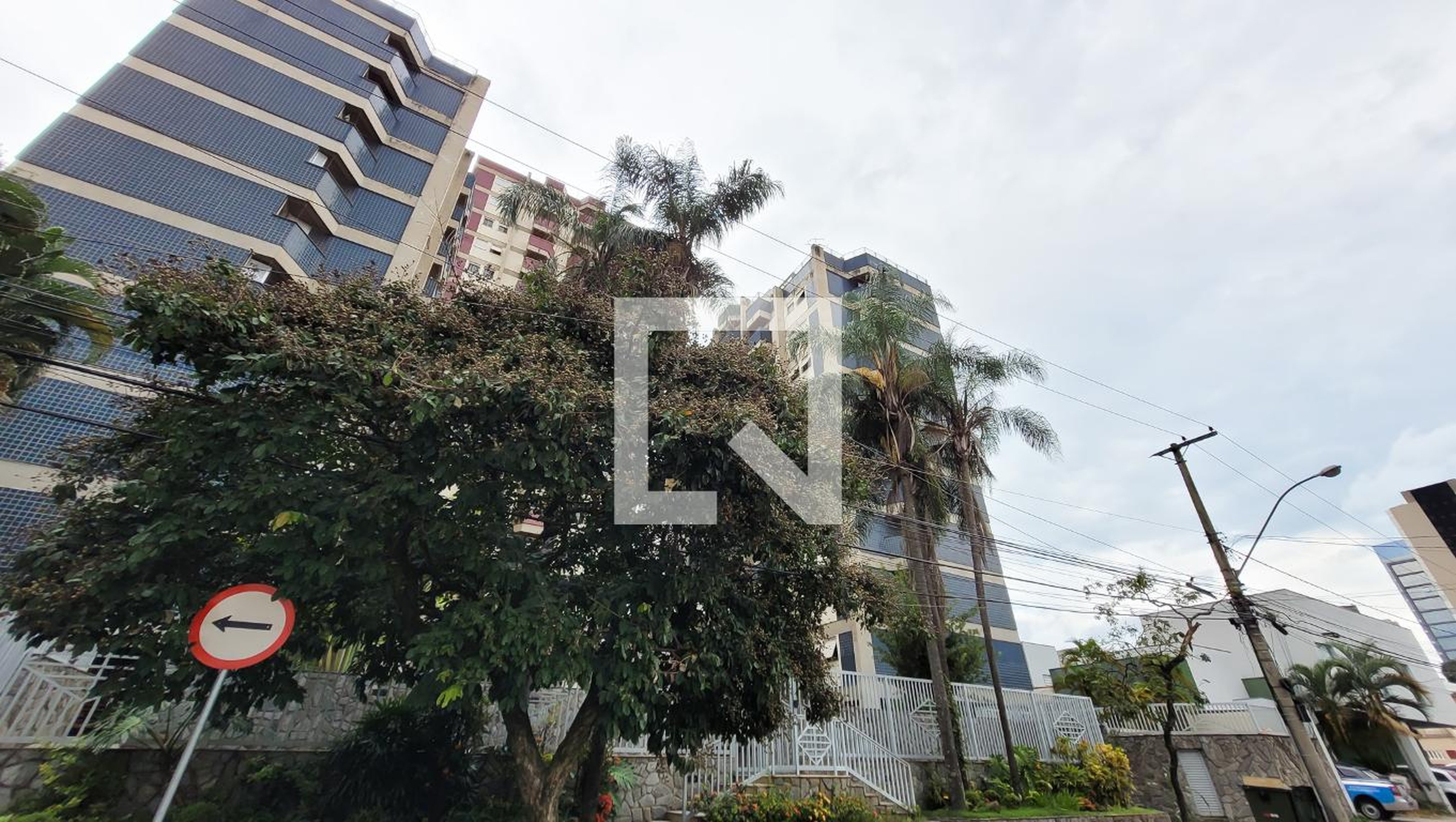 Fachada Condomínio Itaici