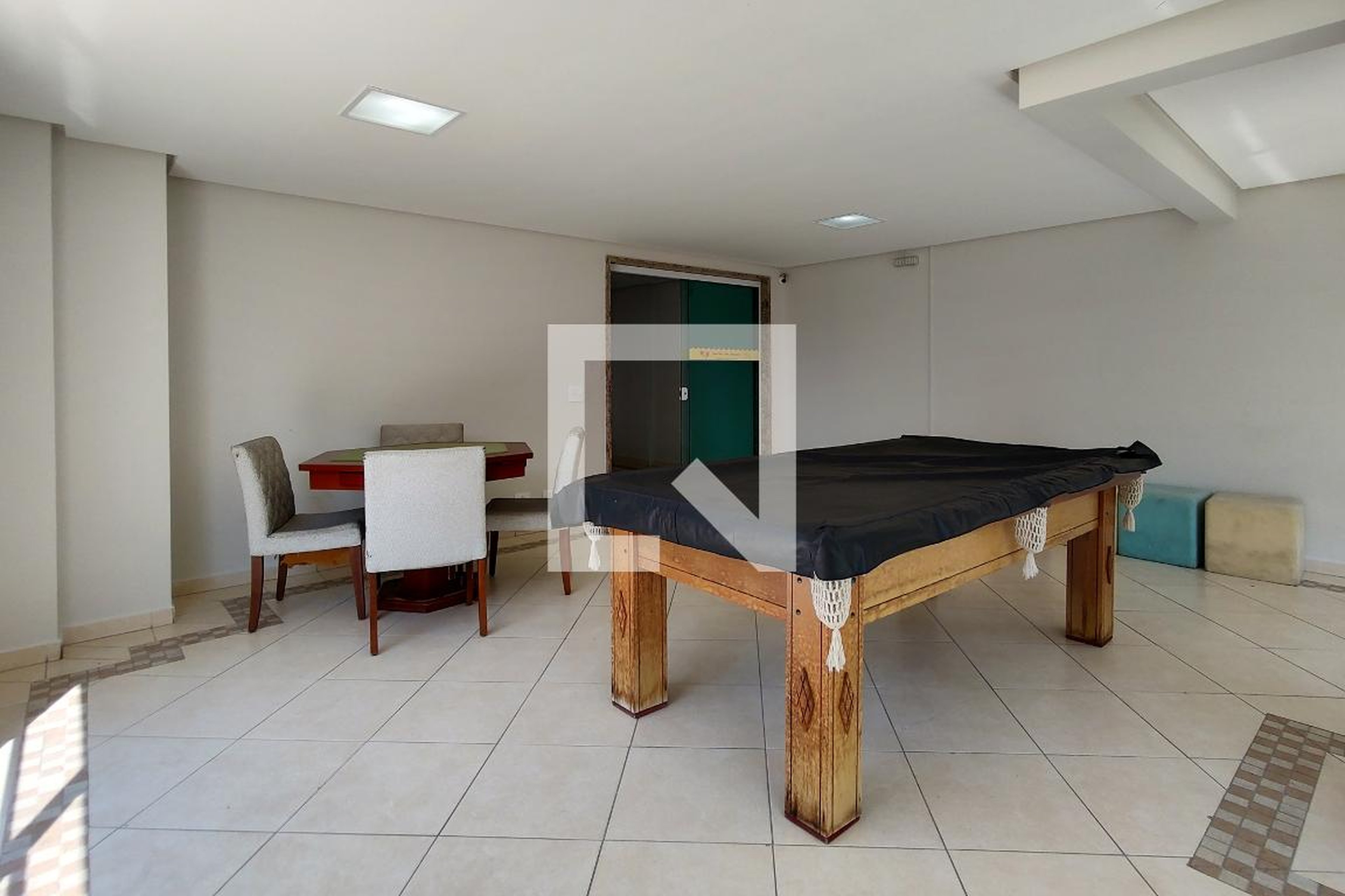 Salão de jogos - Santo Expedito IX