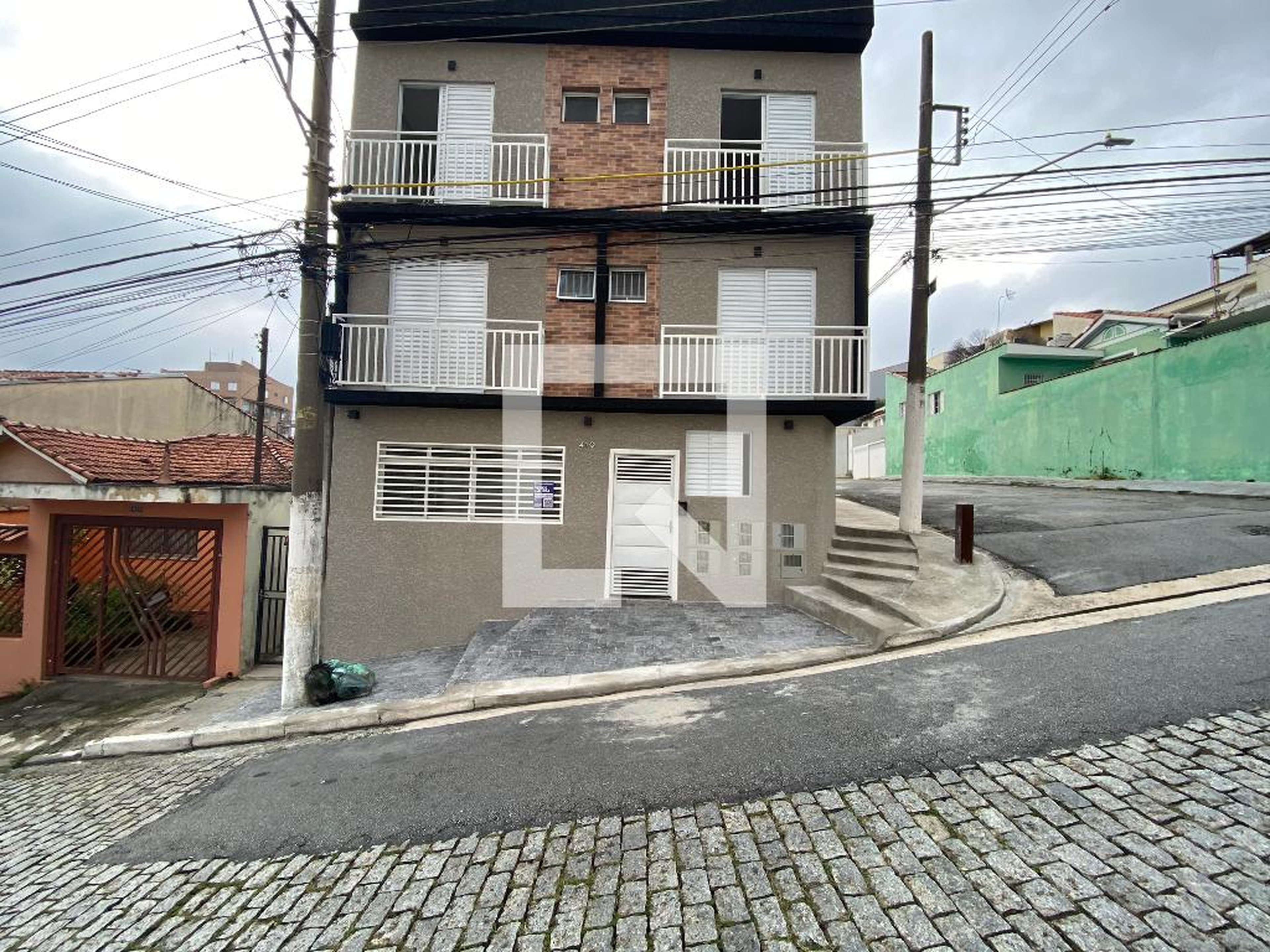 Fachada Condomínio Casa 4