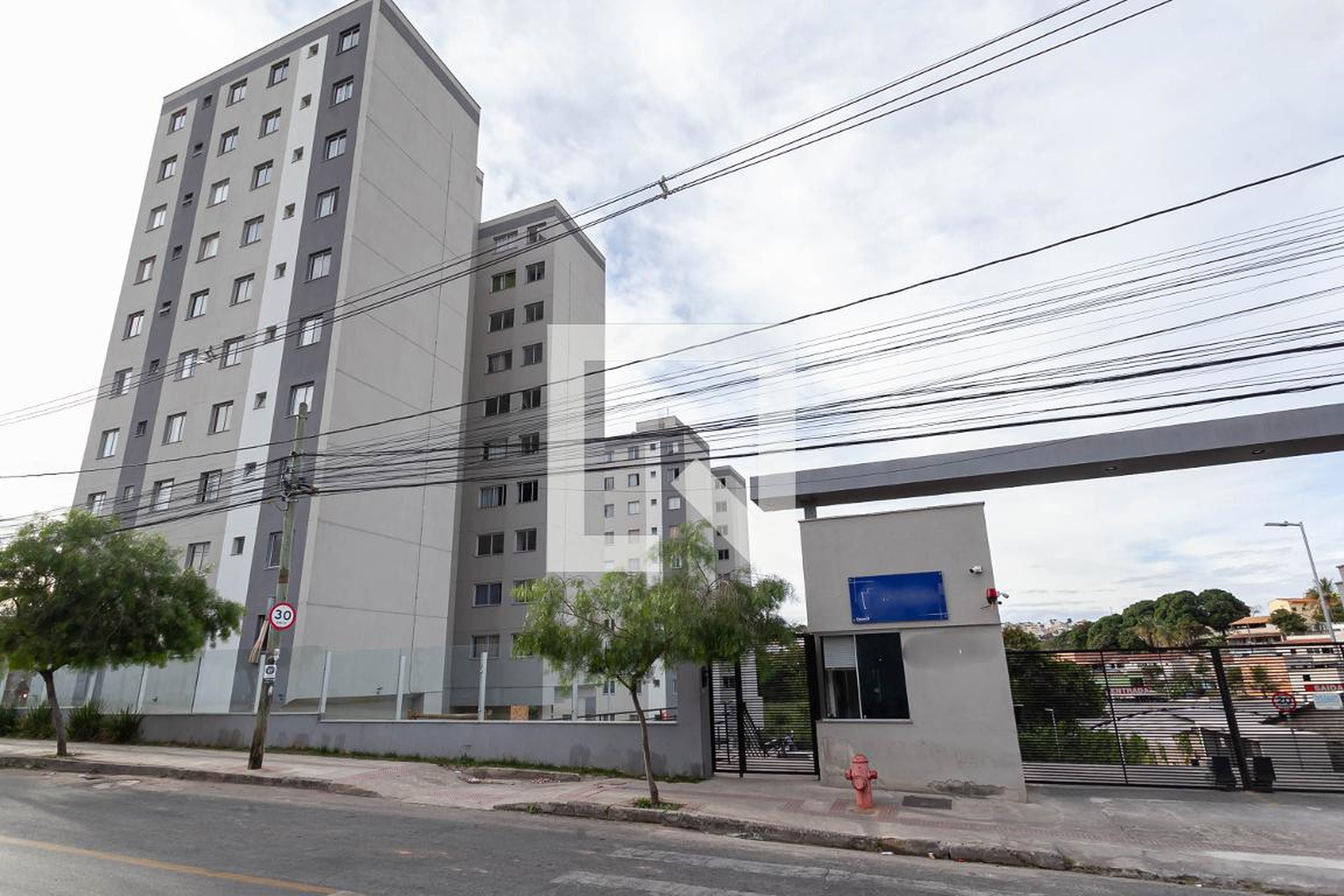 Fachada do Condomínio Residencial Riviera