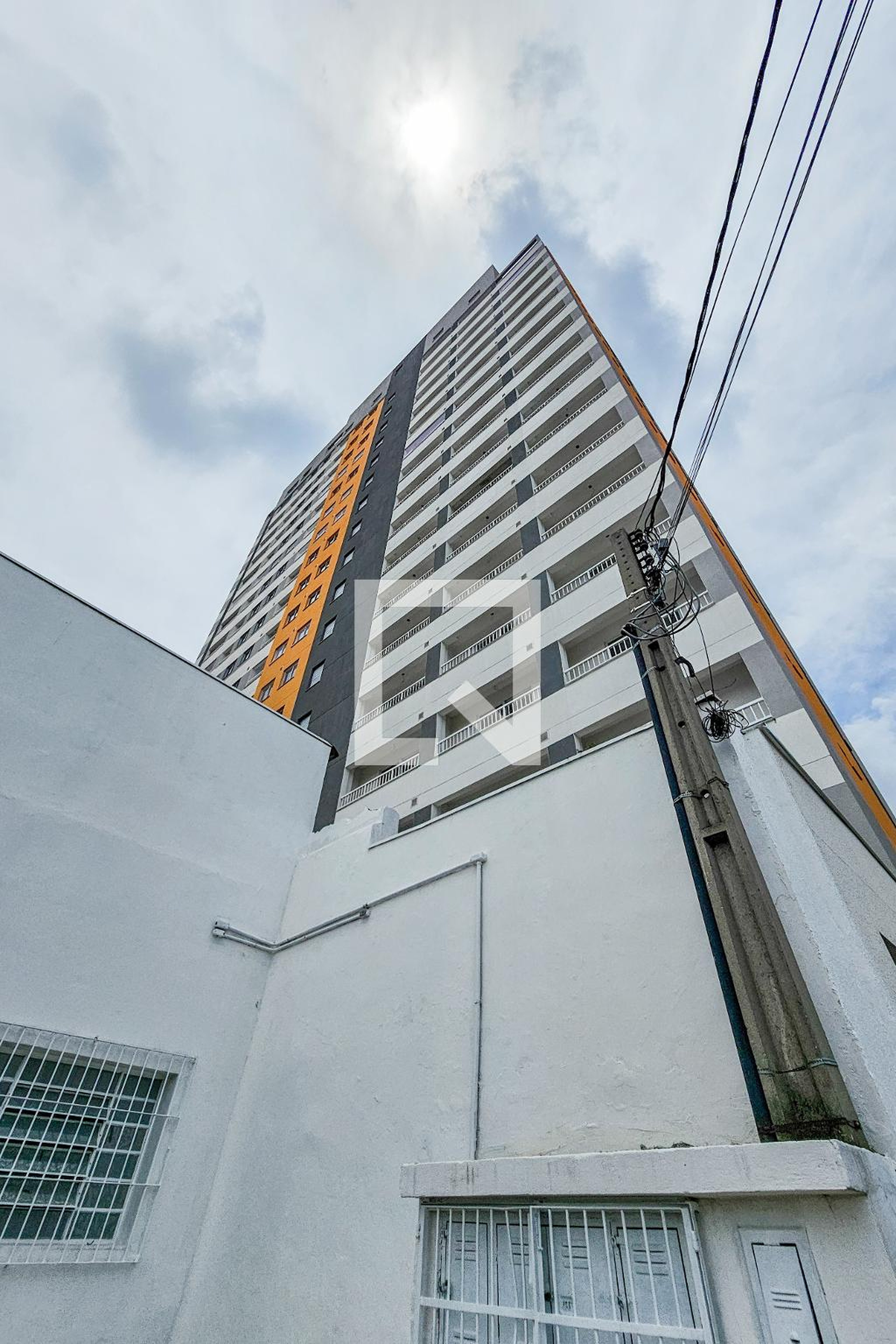 Fachada Condomínio em Rua Tenente Isaías Branco de Araújo, 1011